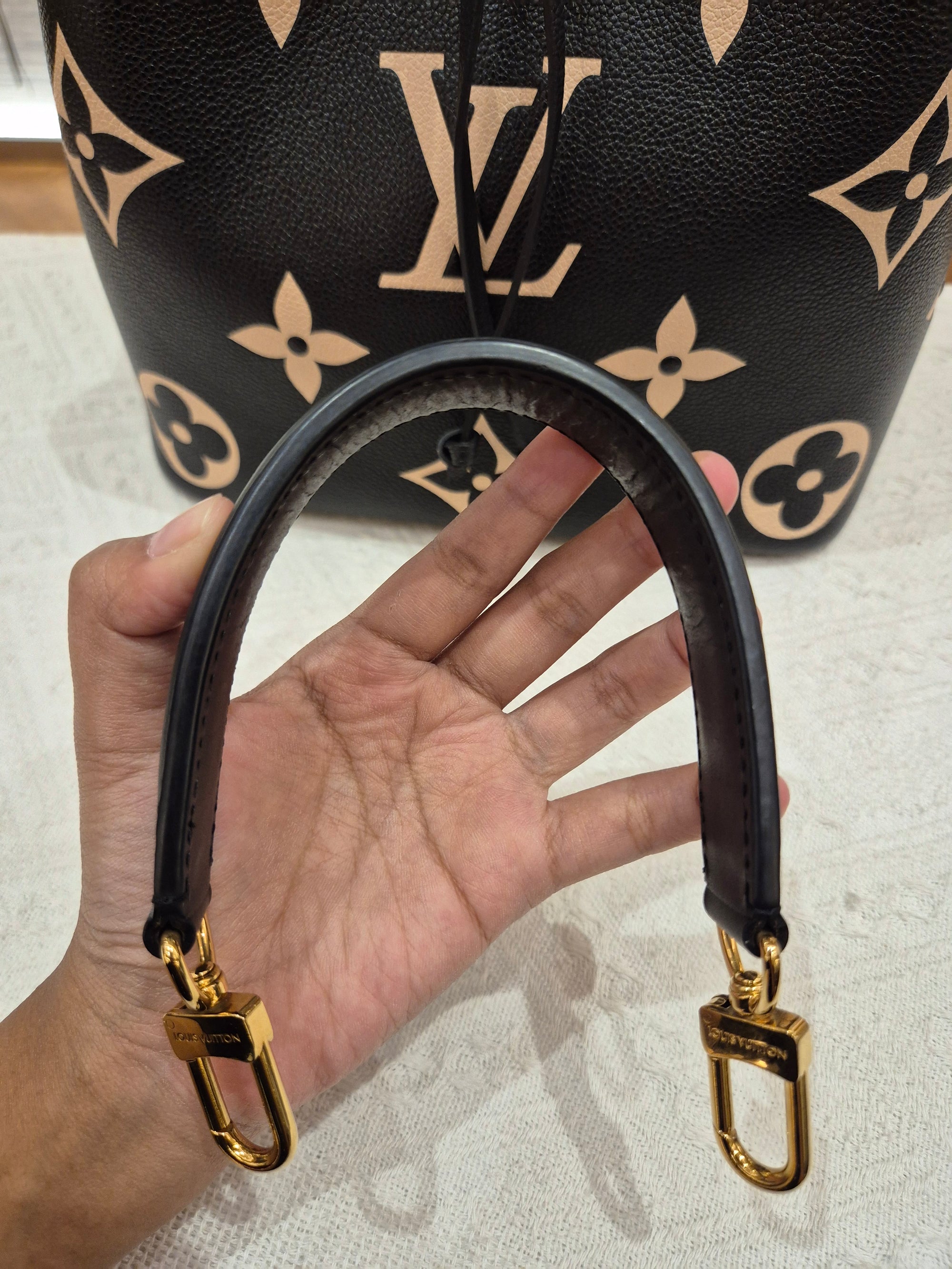 Louis Vuitton NeoNoe MM Emprainte Bicolor