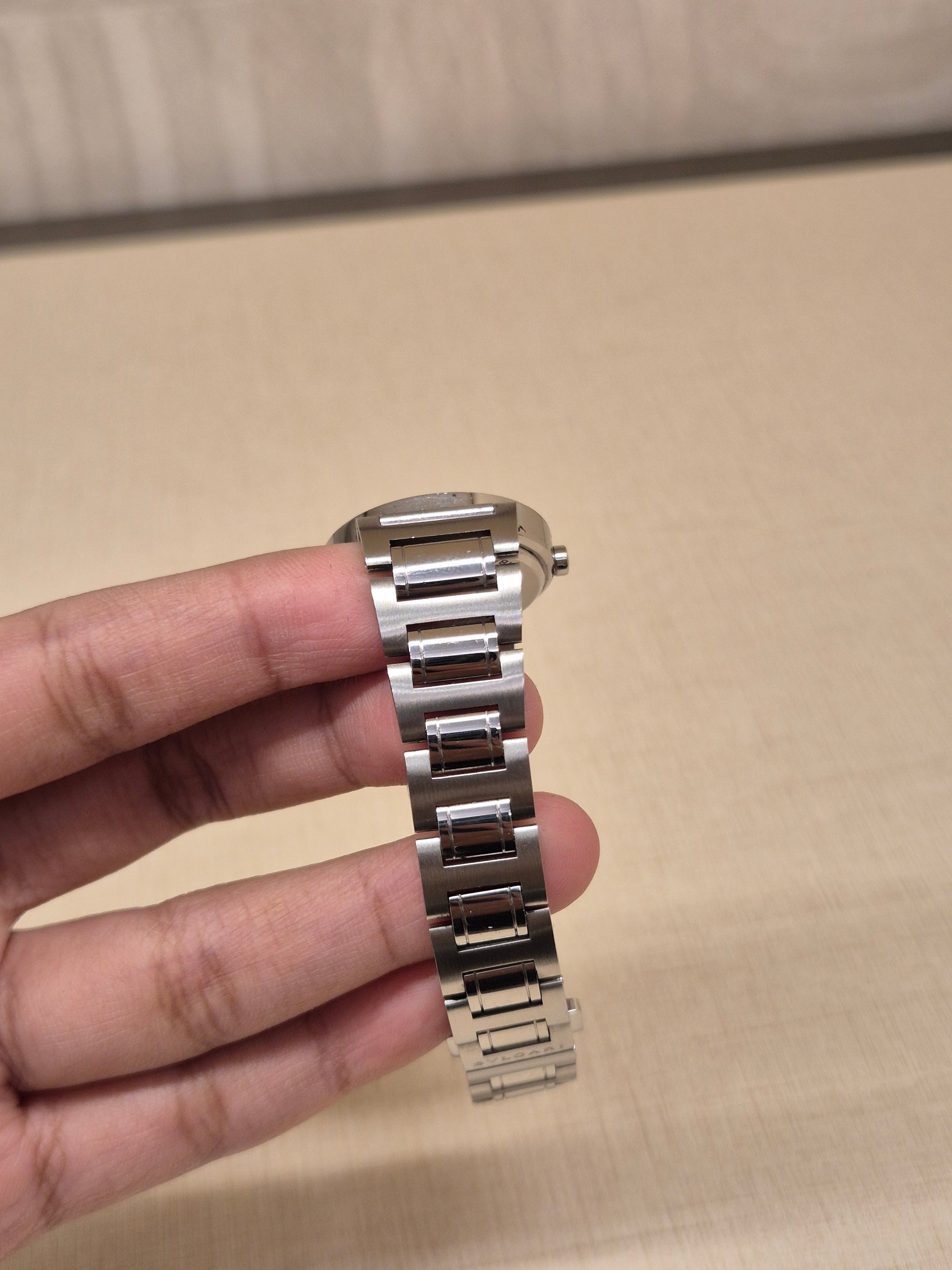 Bvlgari Watch Chain Silver Dial Putih