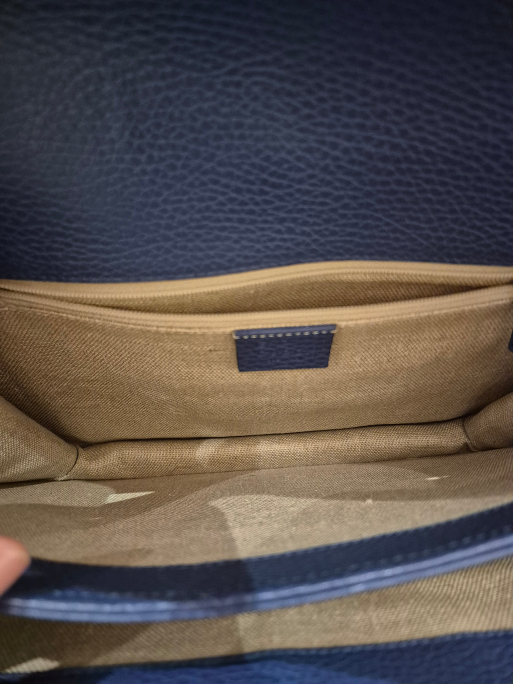 Gucci Interlocking Medium