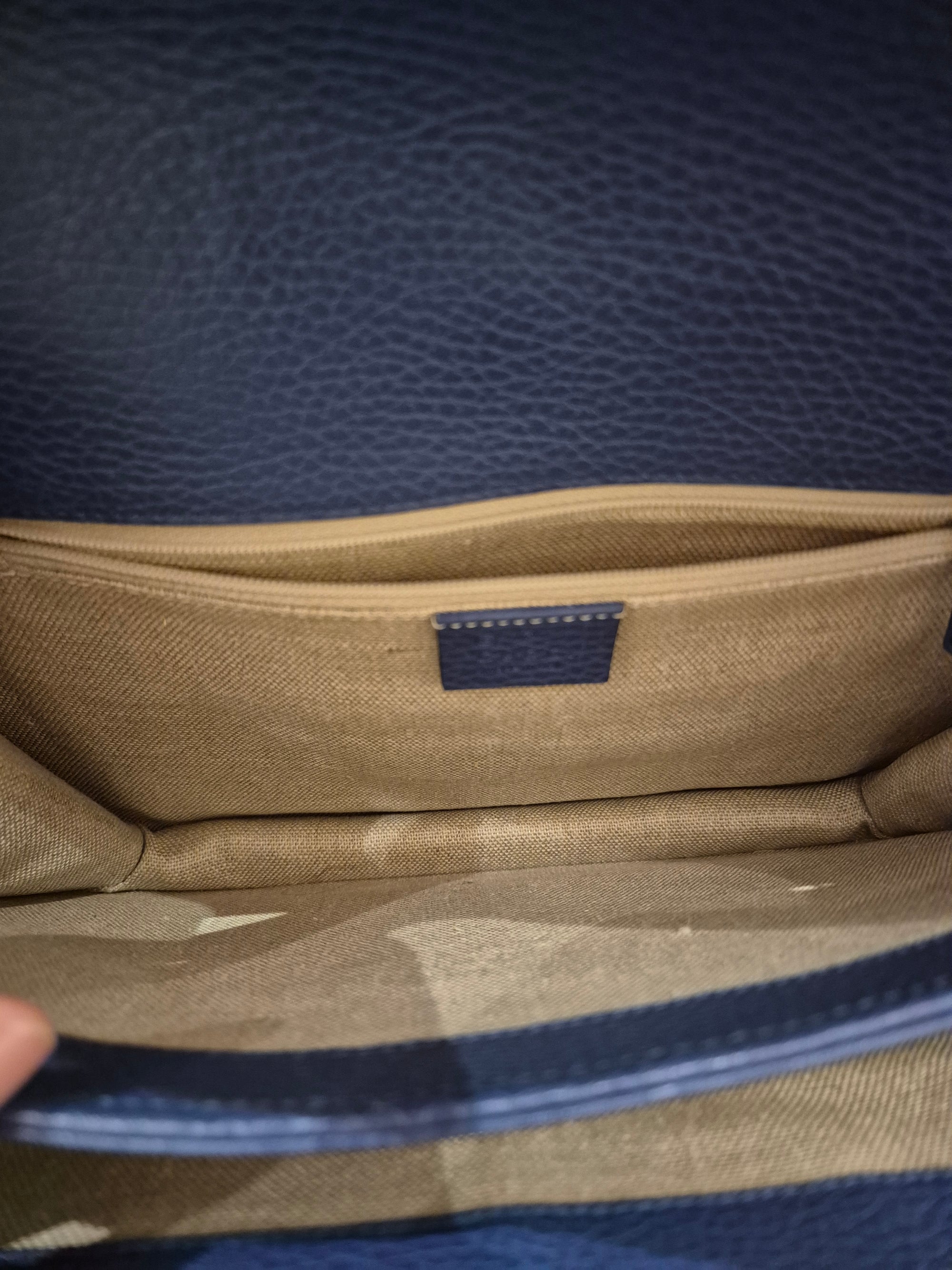 Gucci Interlocking Medium