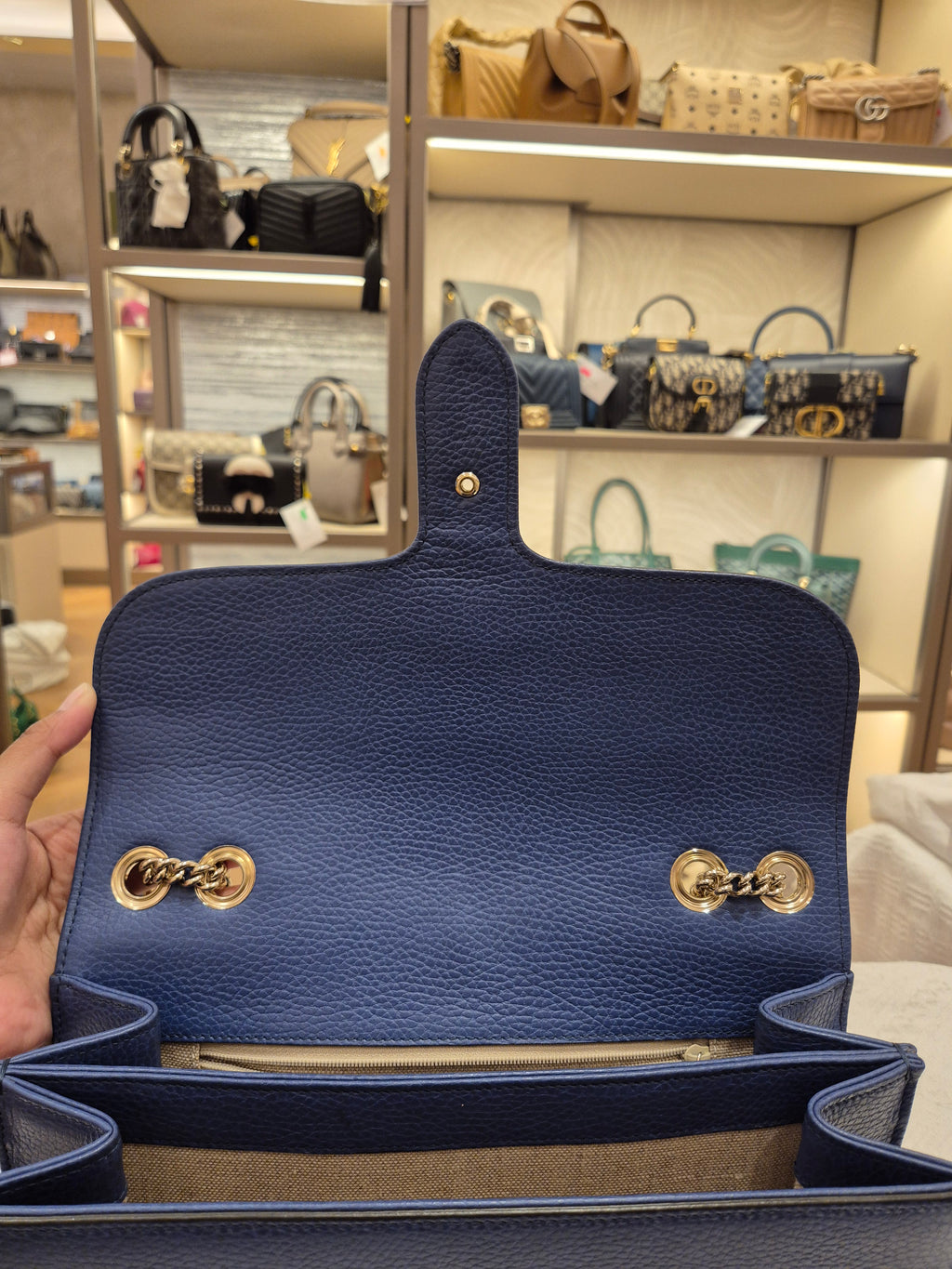 Gucci Interlocking Medium
