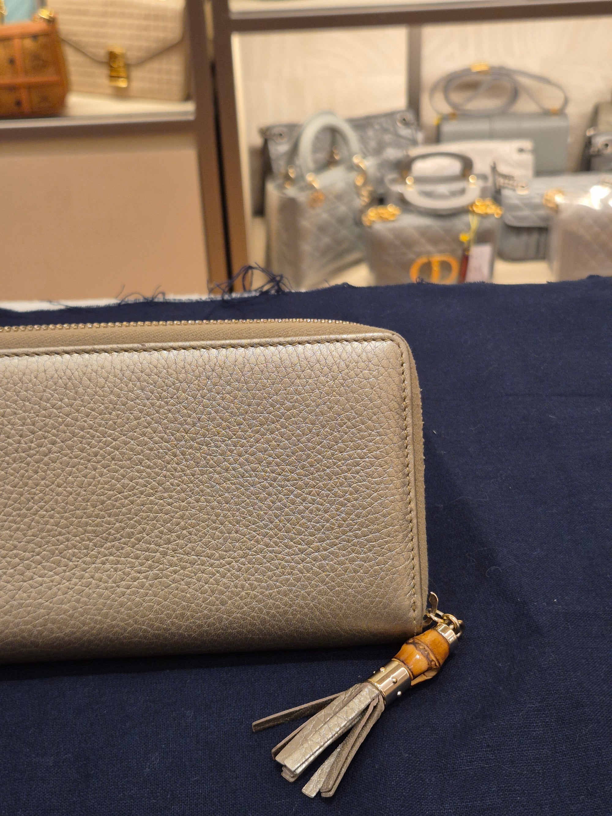 Gucci Zipper Long Wallet