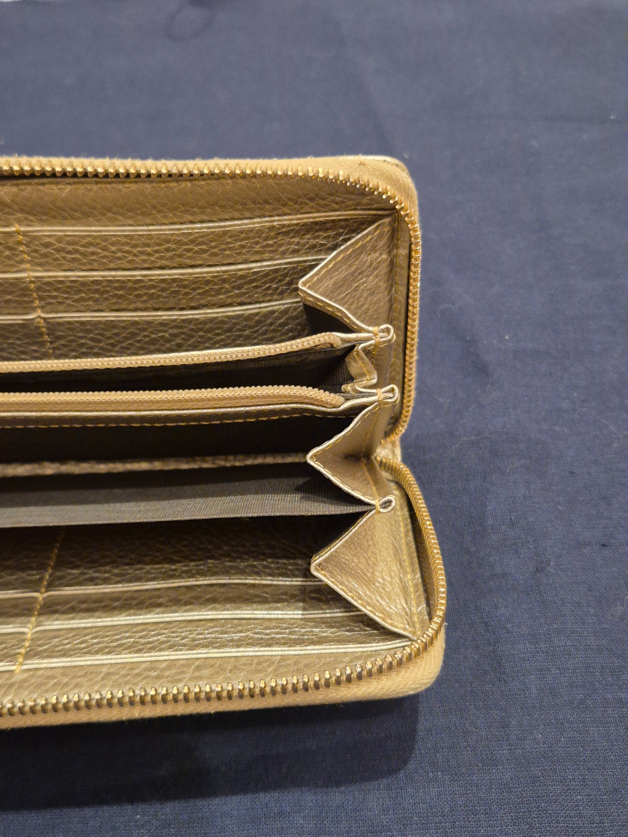 Gucci Zipper Long Wallet