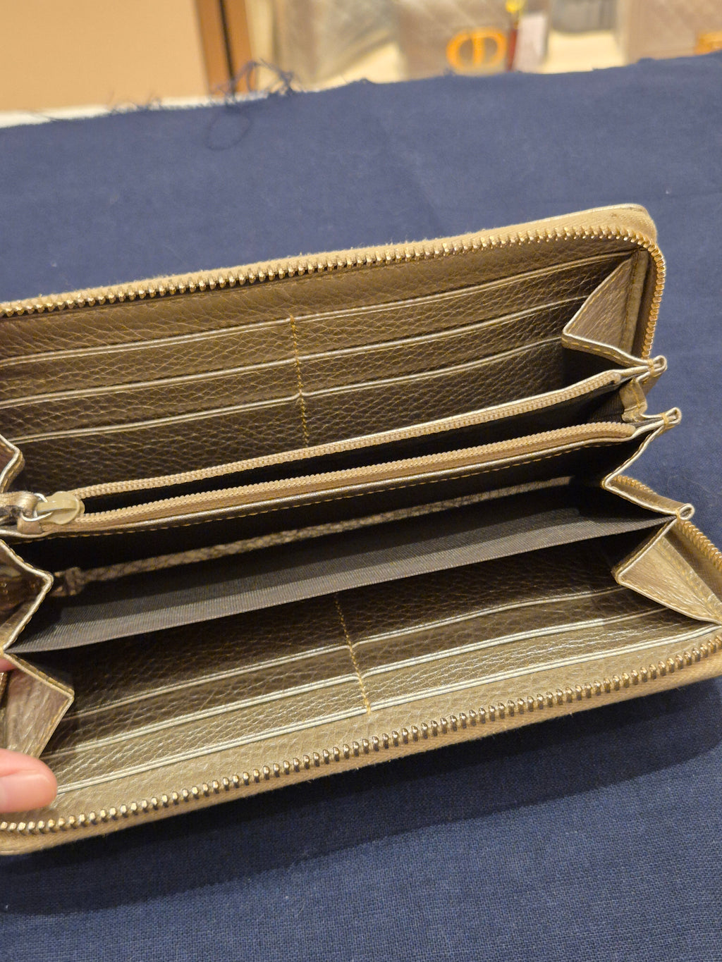 Gucci Zipper Long Wallet
