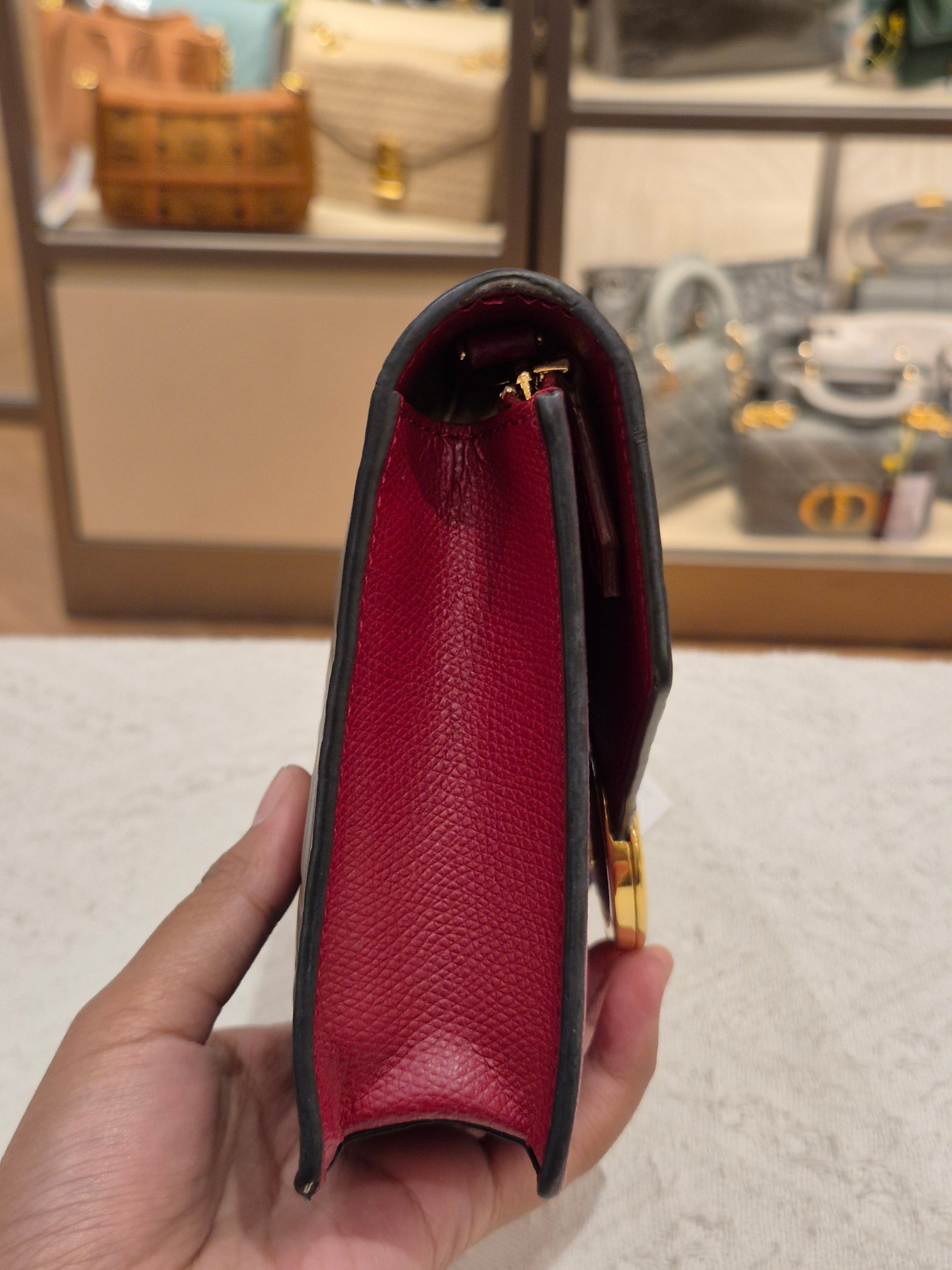 Fendi Wallet On Chain FF
