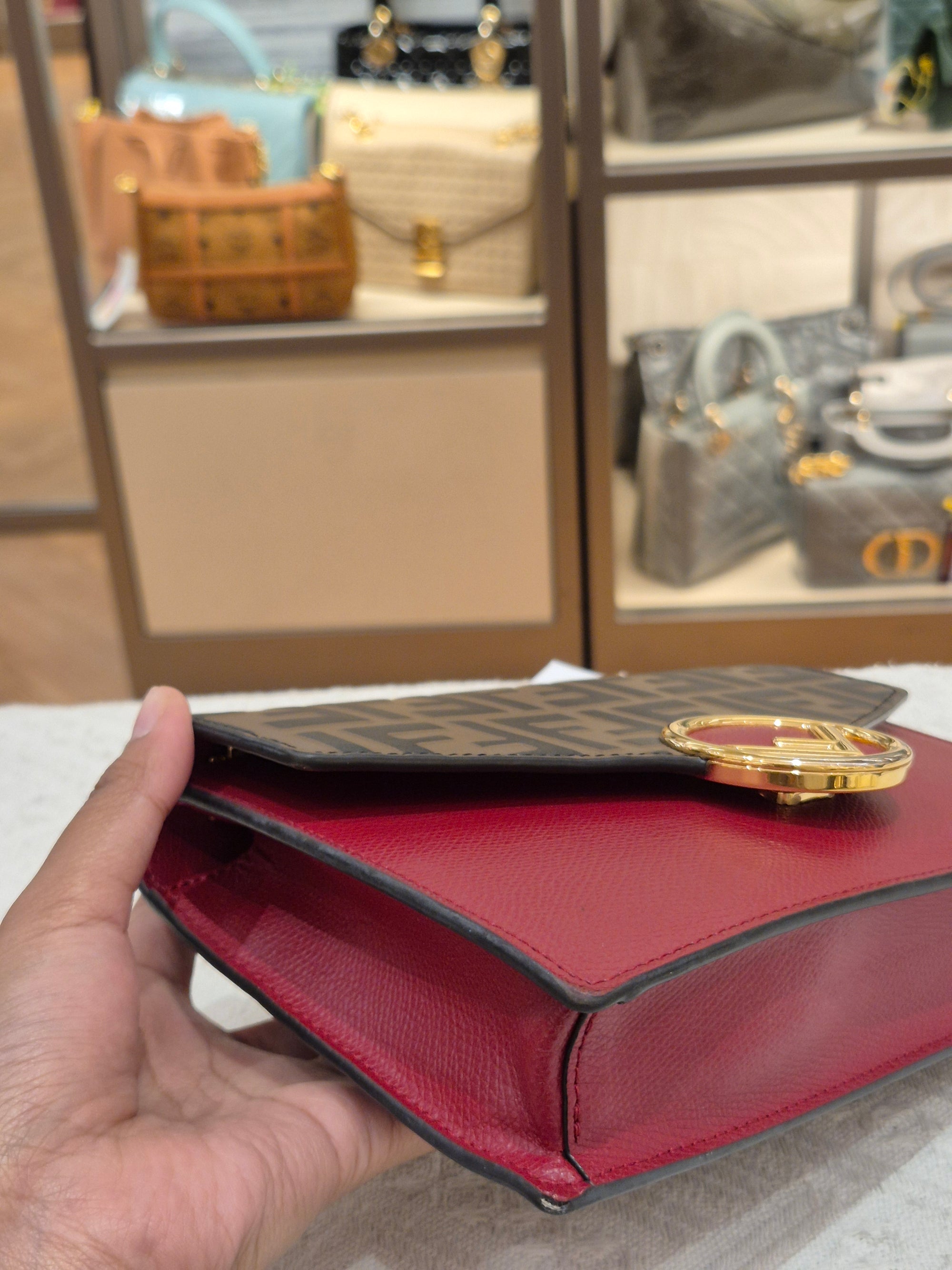 Fendi Wallet On Chain FF