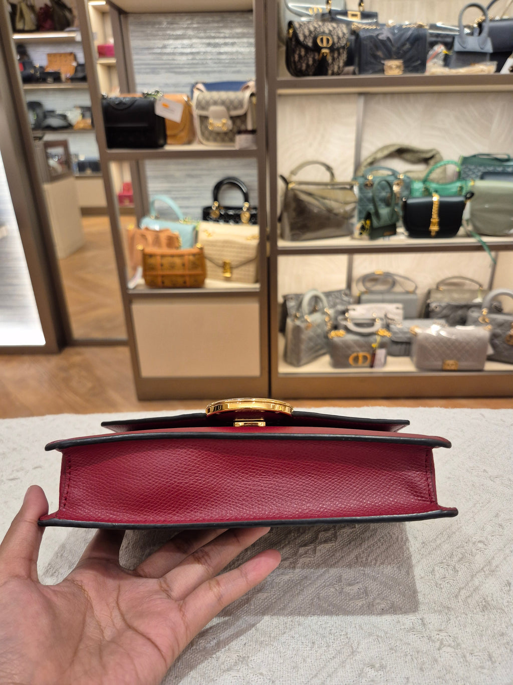 Fendi Wallet On Chain FF