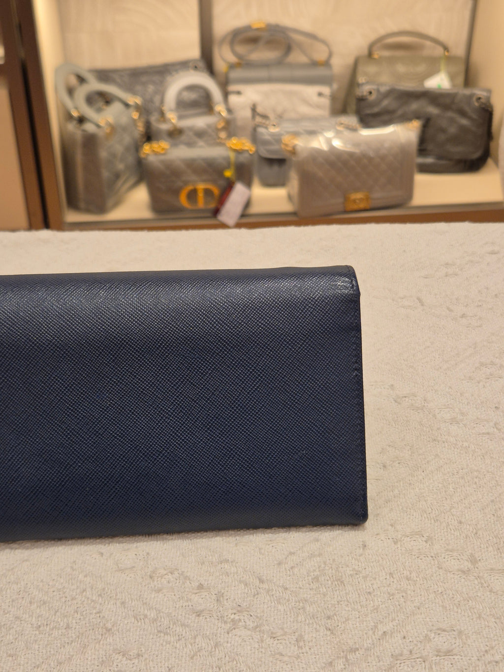 Prada Wallet On Chain