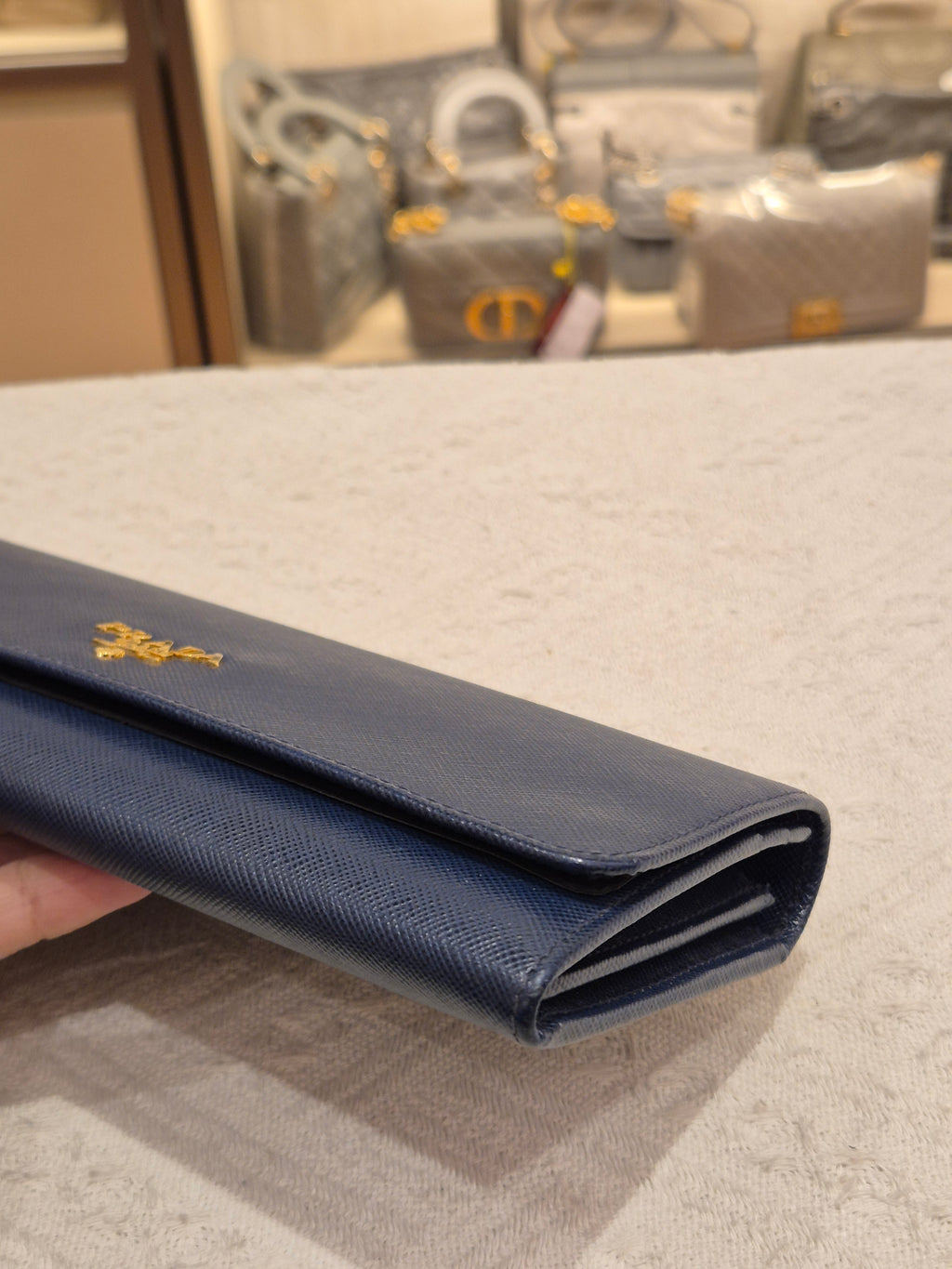 Prada Wallet On Chain