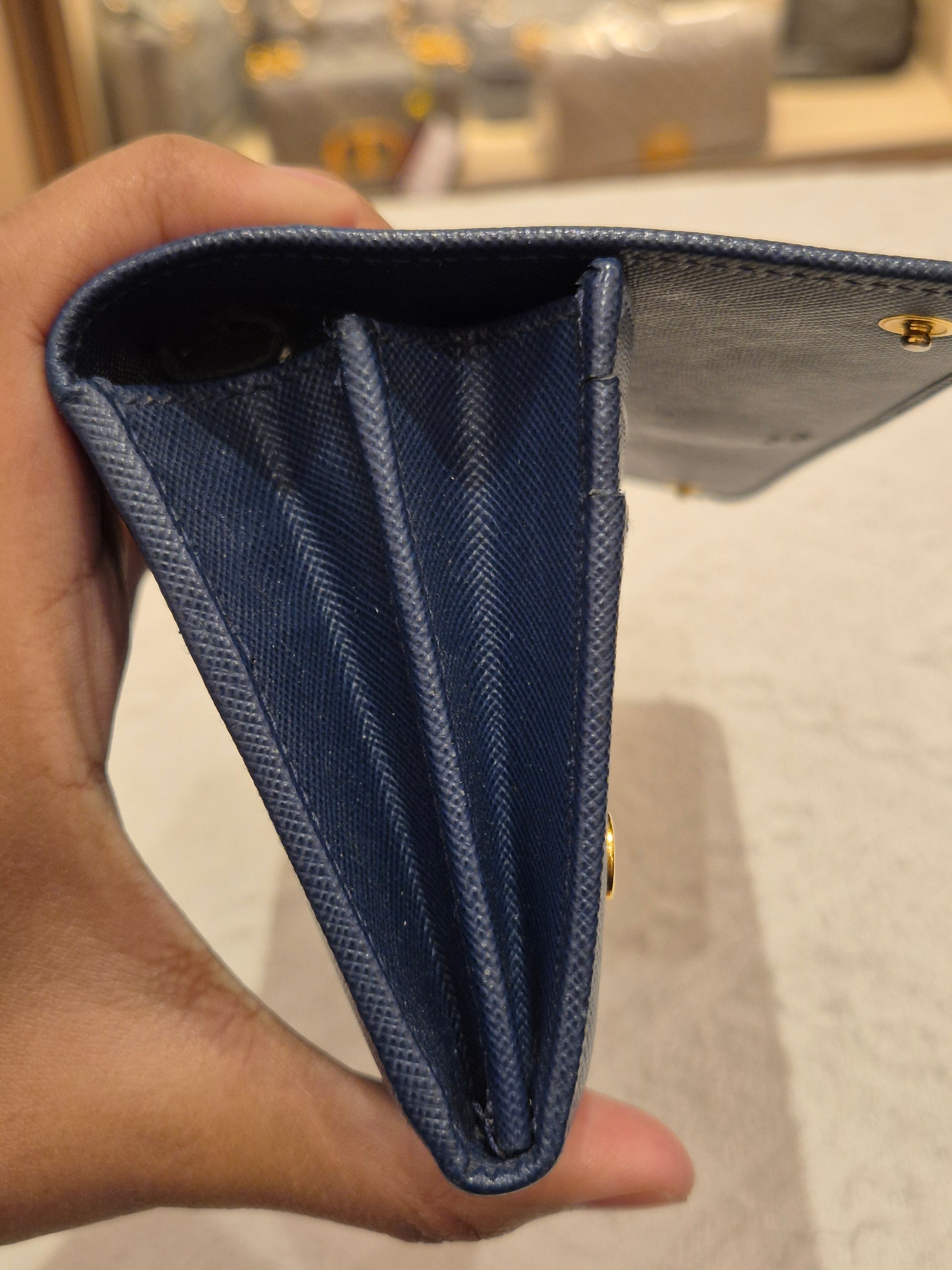Prada Wallet On Chain