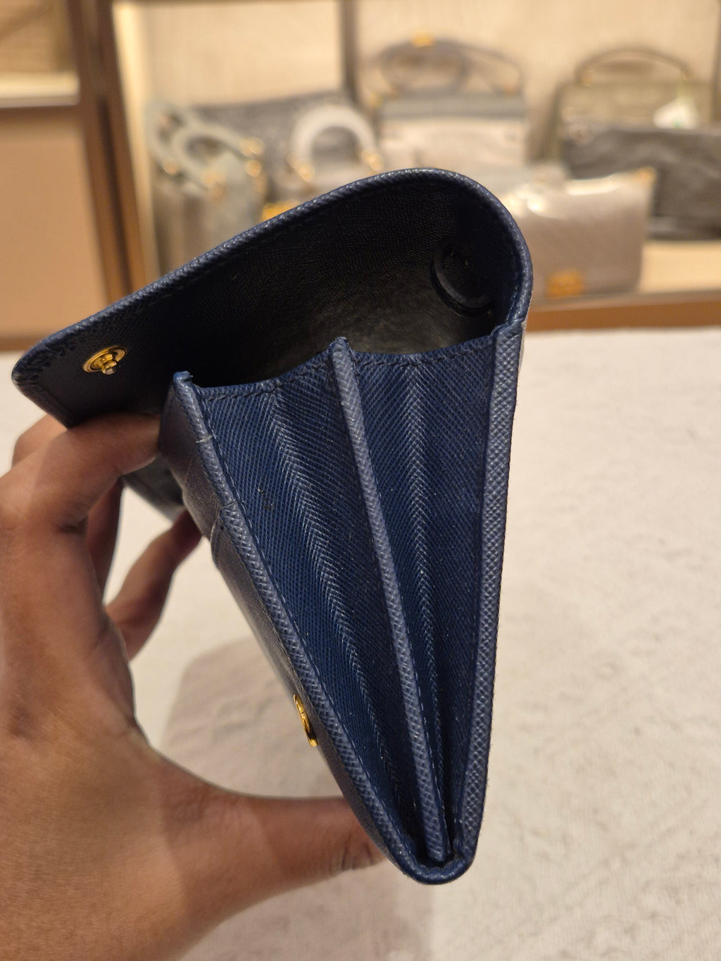 Prada Wallet On Chain
