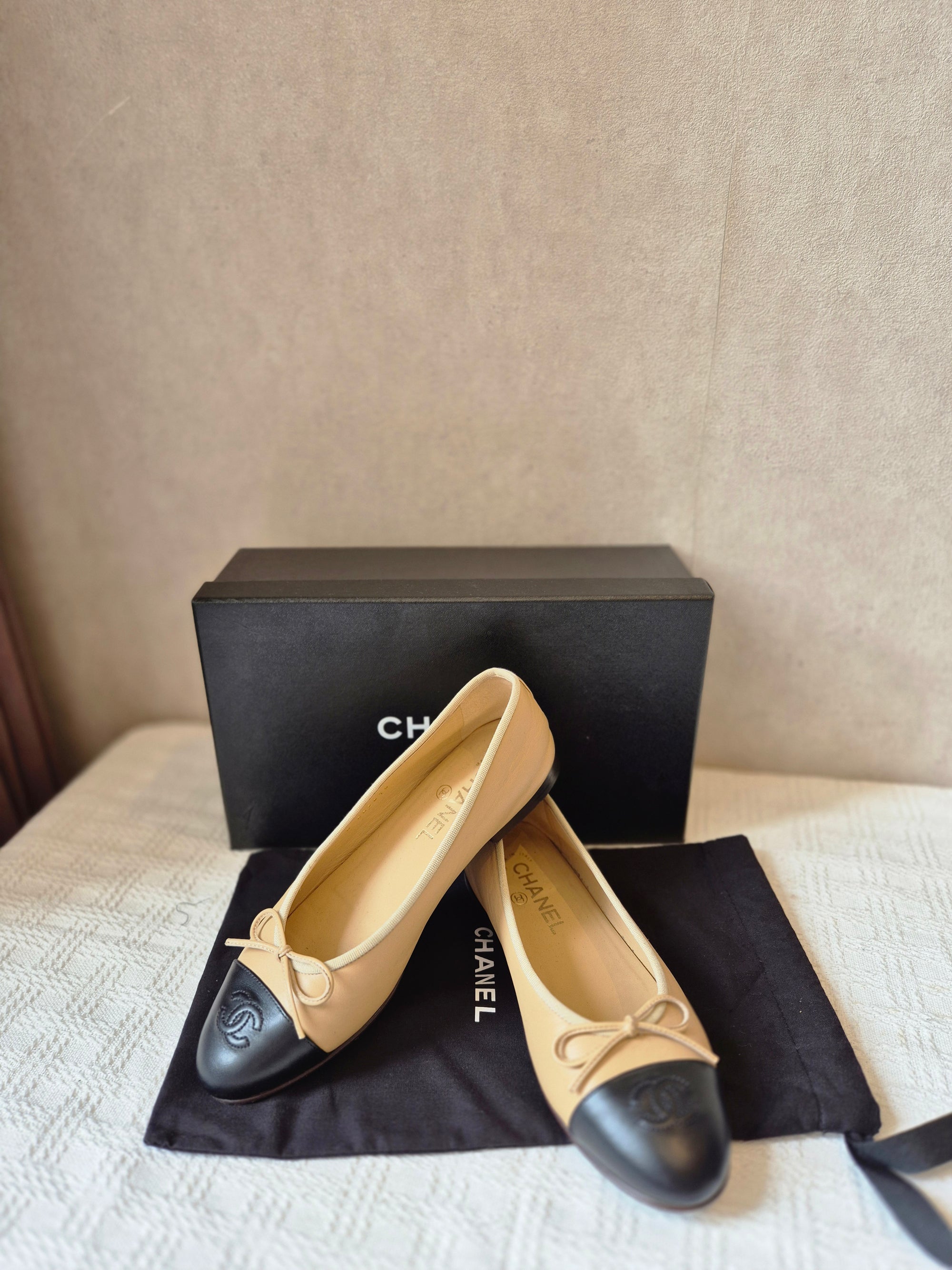 Chanel Ballerina Flat Shoes Beige Black