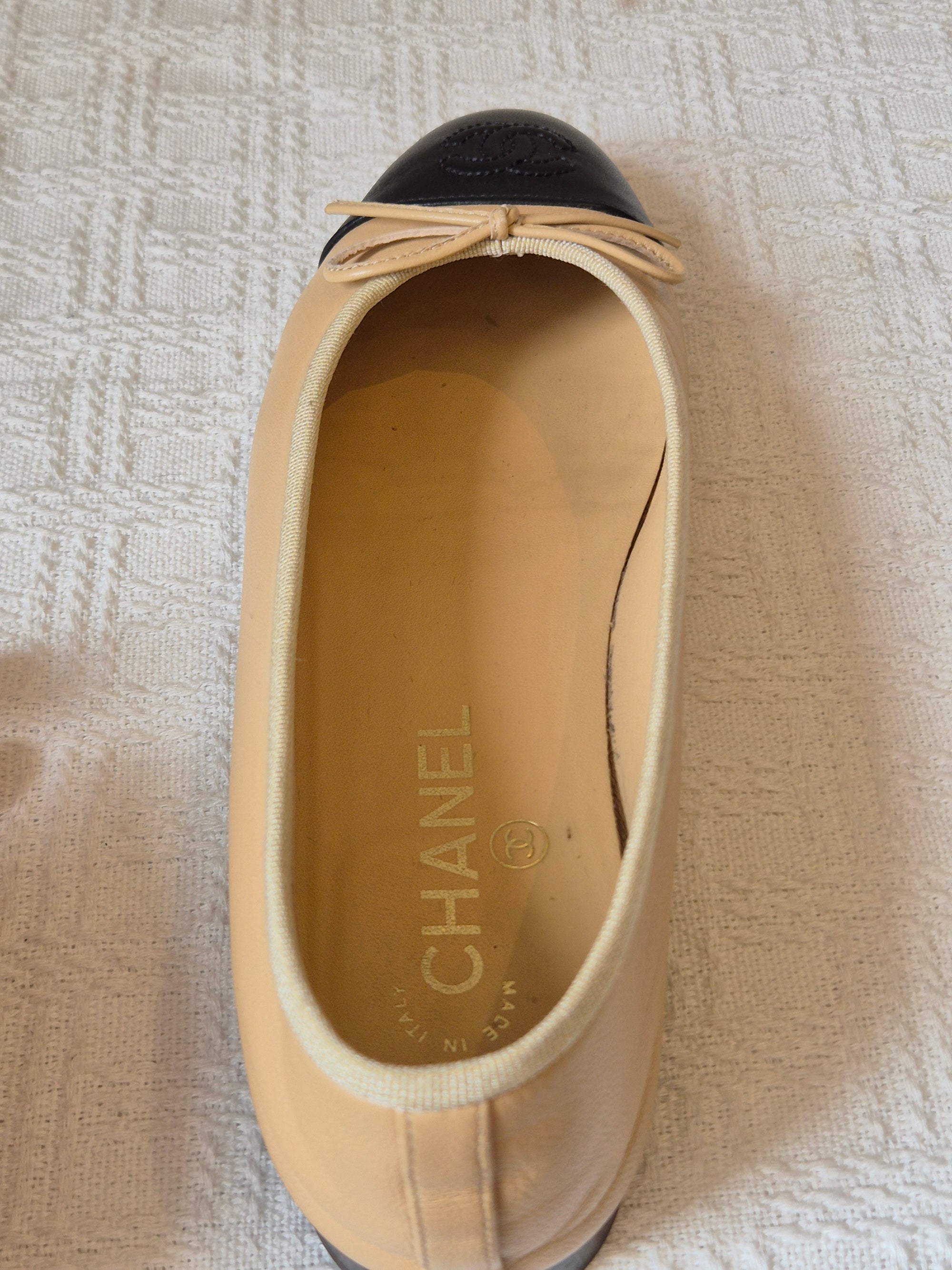 Chanel Ballerina Flat Shoes Beige Black
