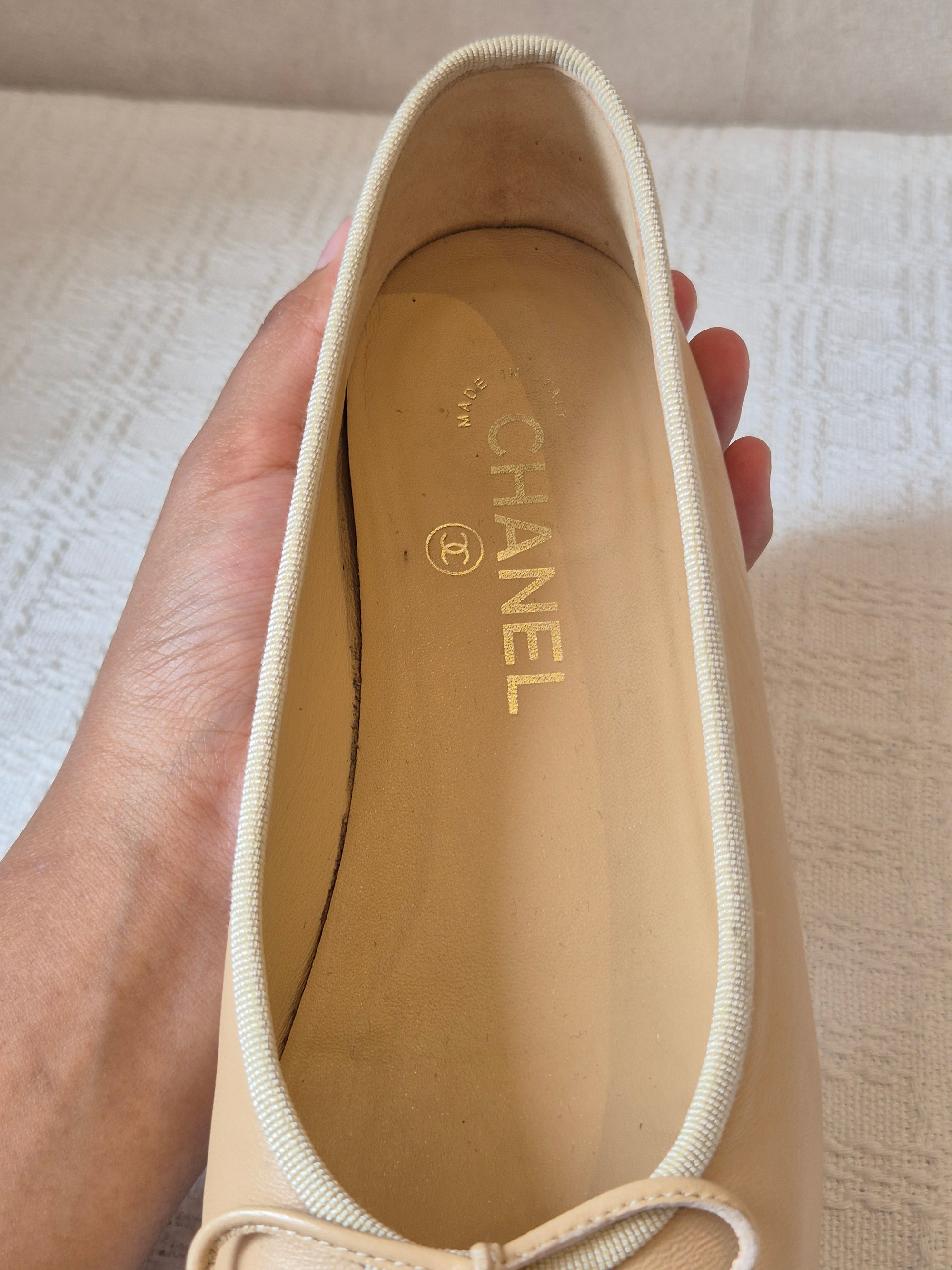 Chanel Ballerina Flat Shoes Beige Black