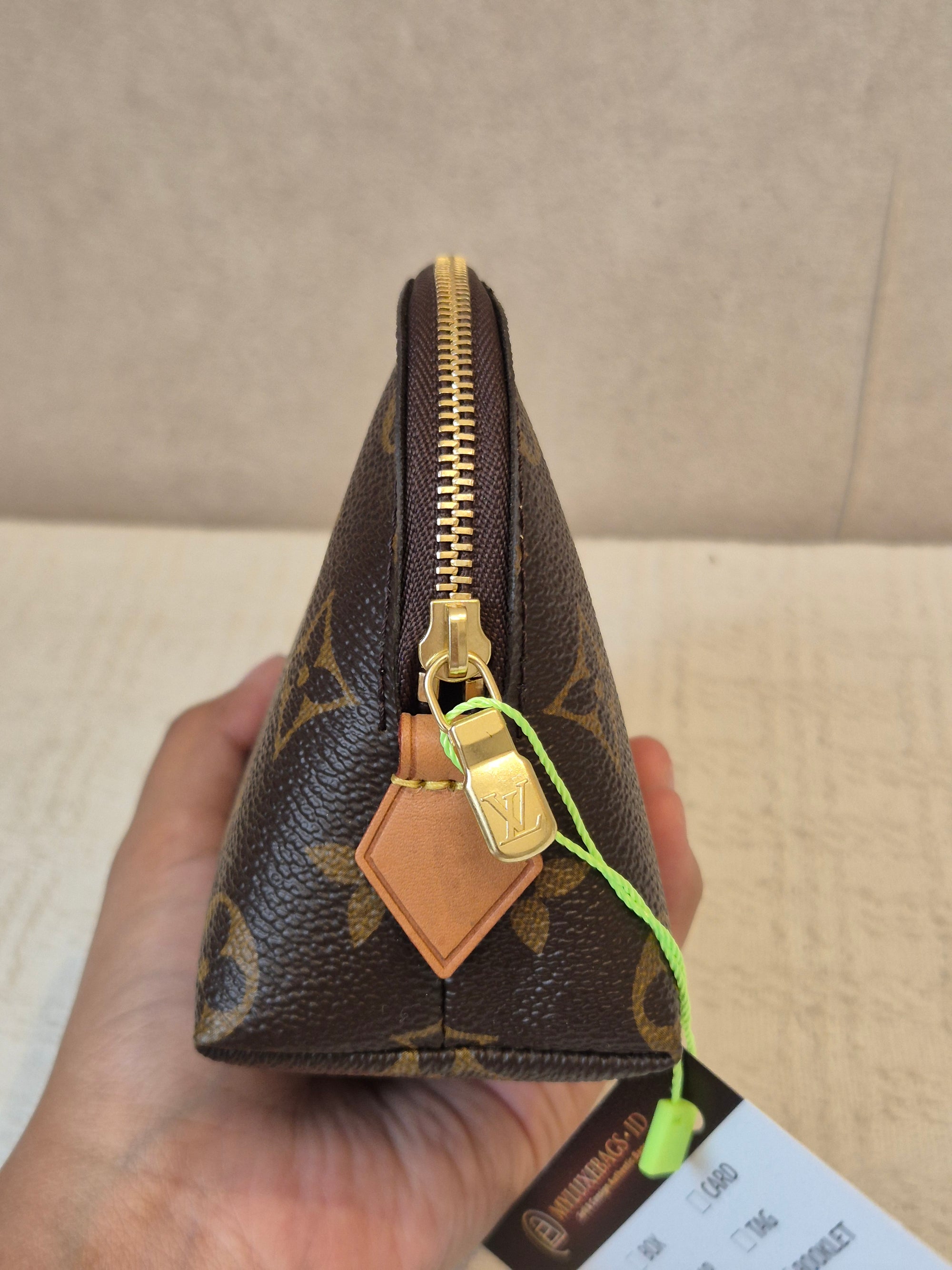 Louis Vuitton Cosmetic Pouch Monogram