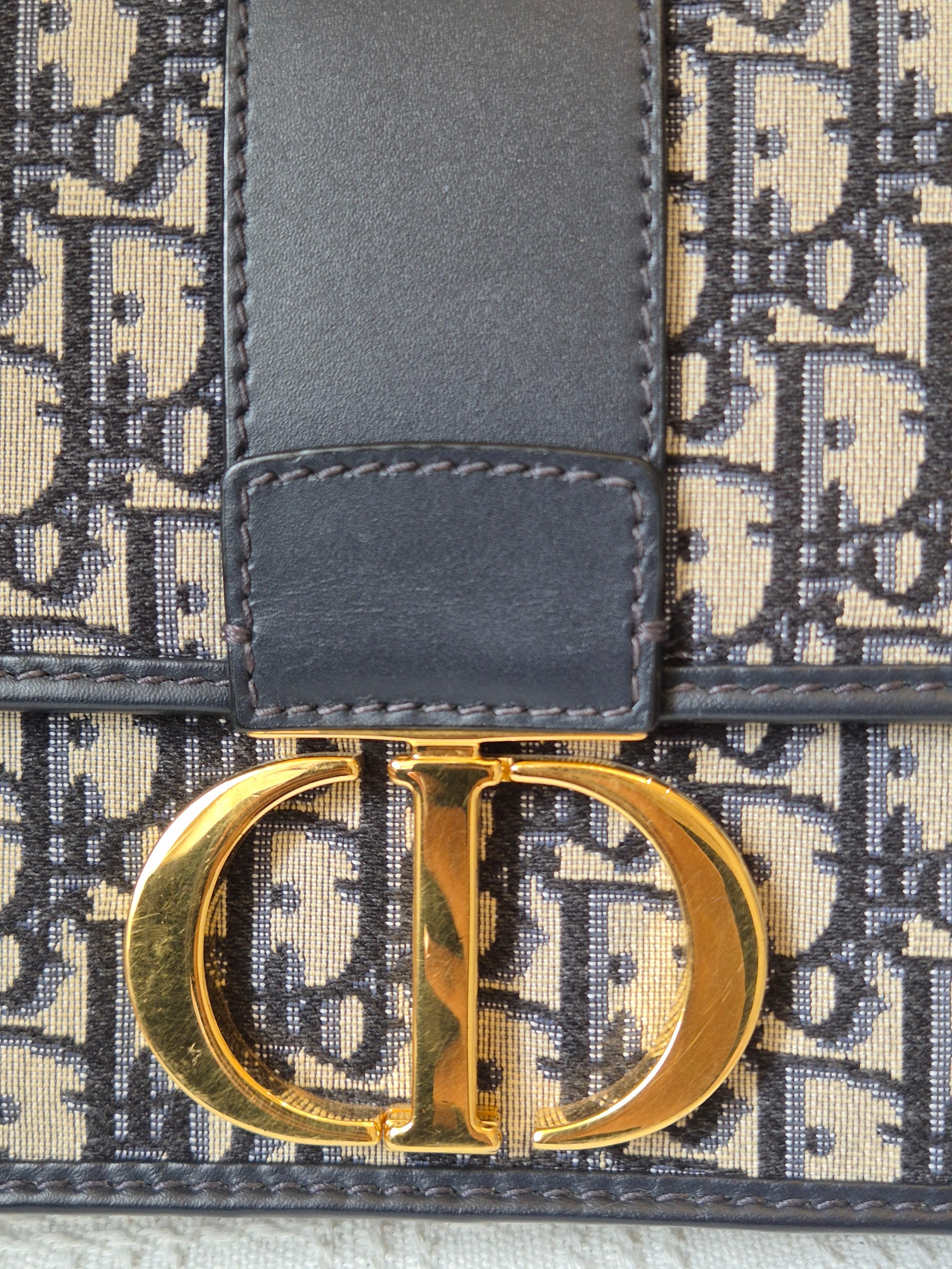 Dior Montaigne Oblique