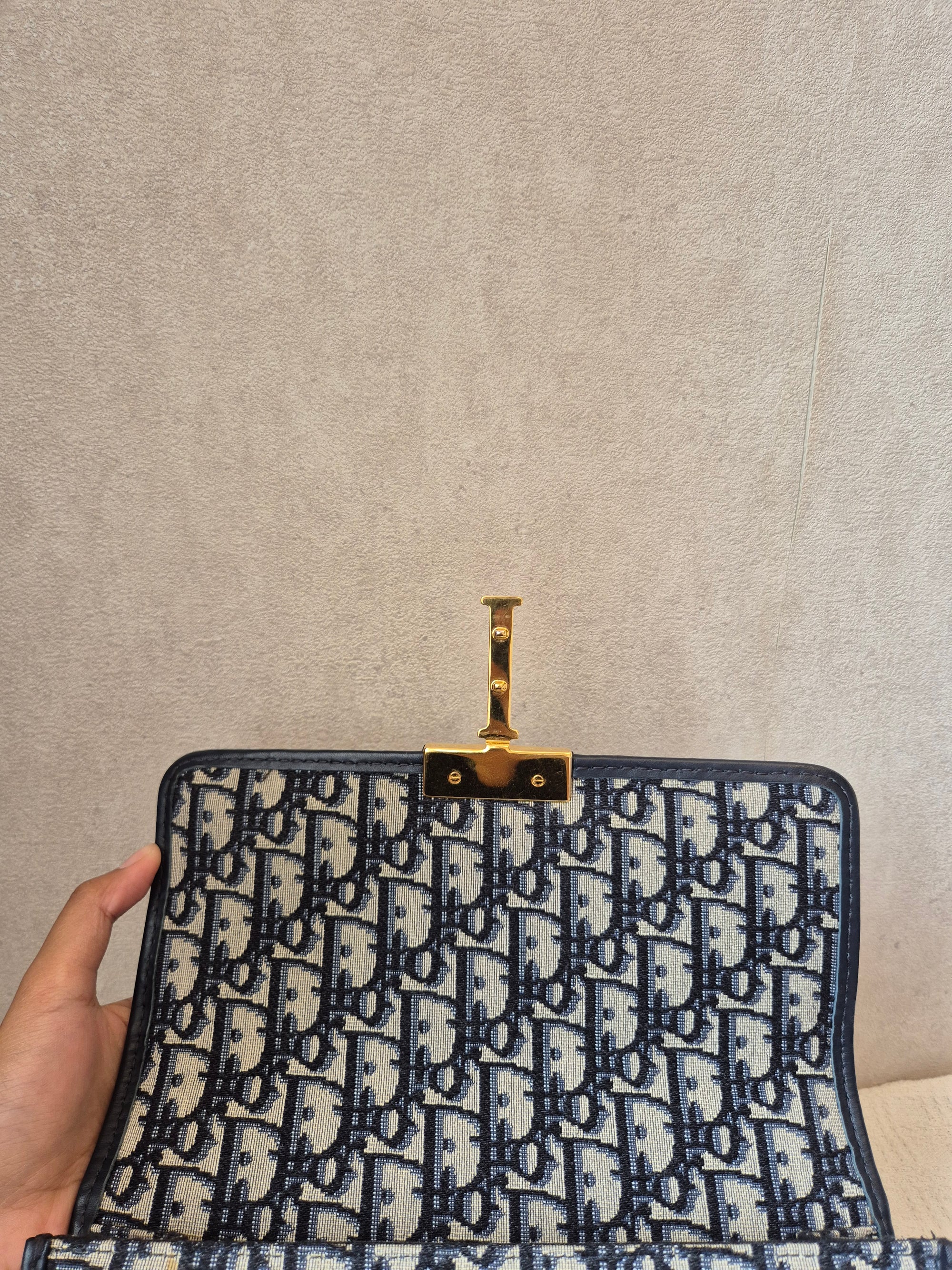 Dior Montaigne Oblique