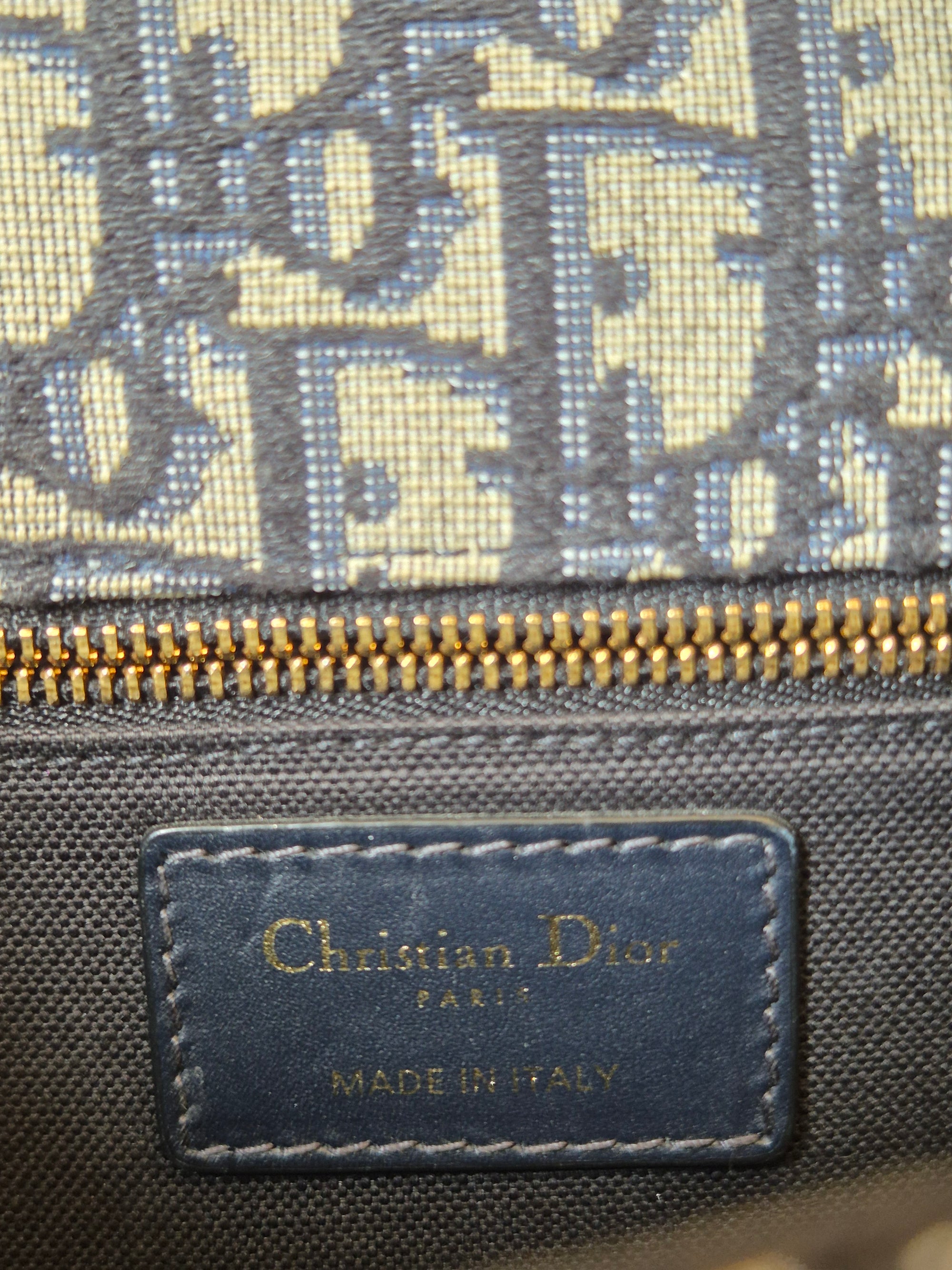 Dior Montaigne Oblique