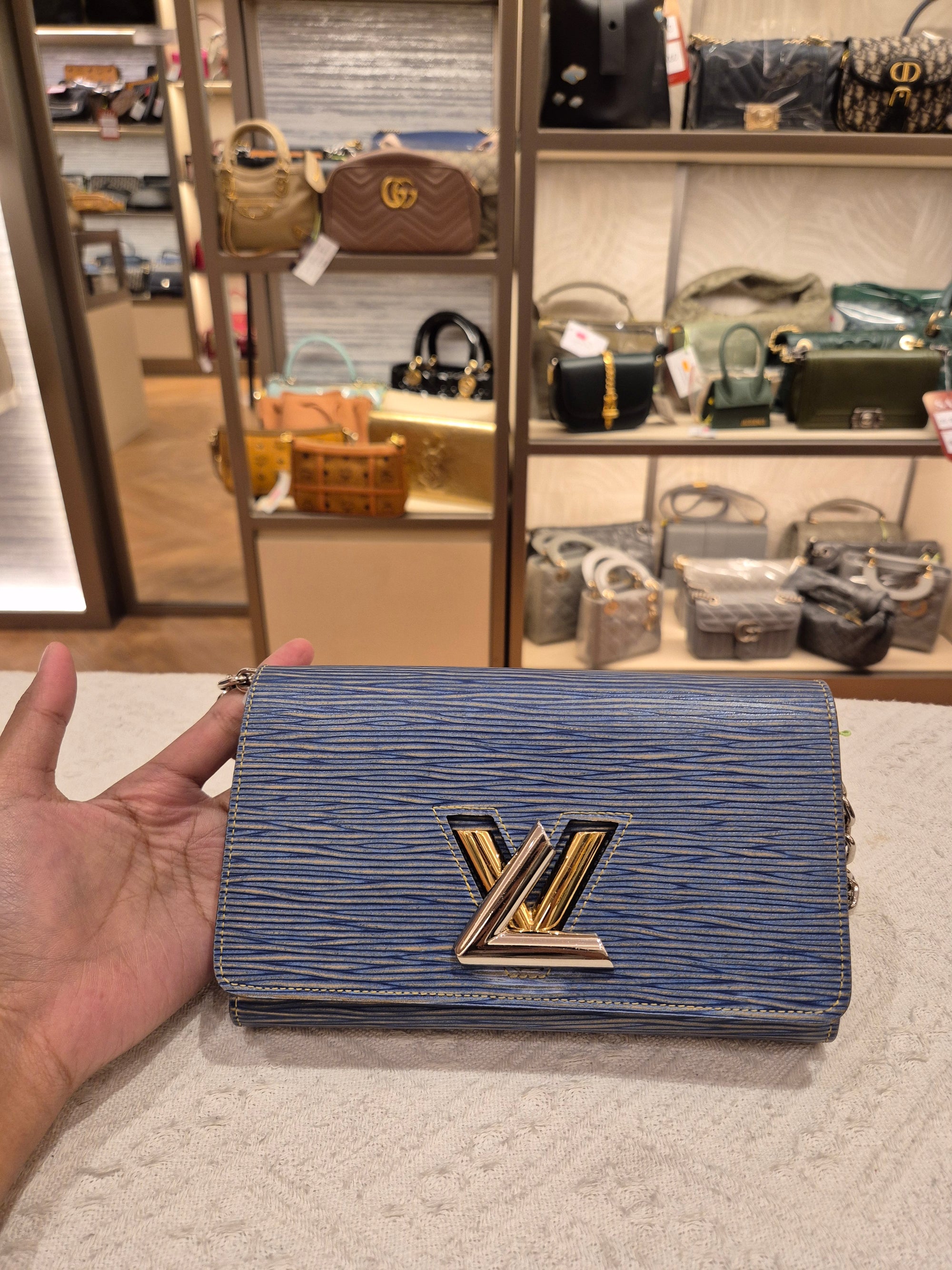 Louis Vuitton Twist Woc Epi Blue