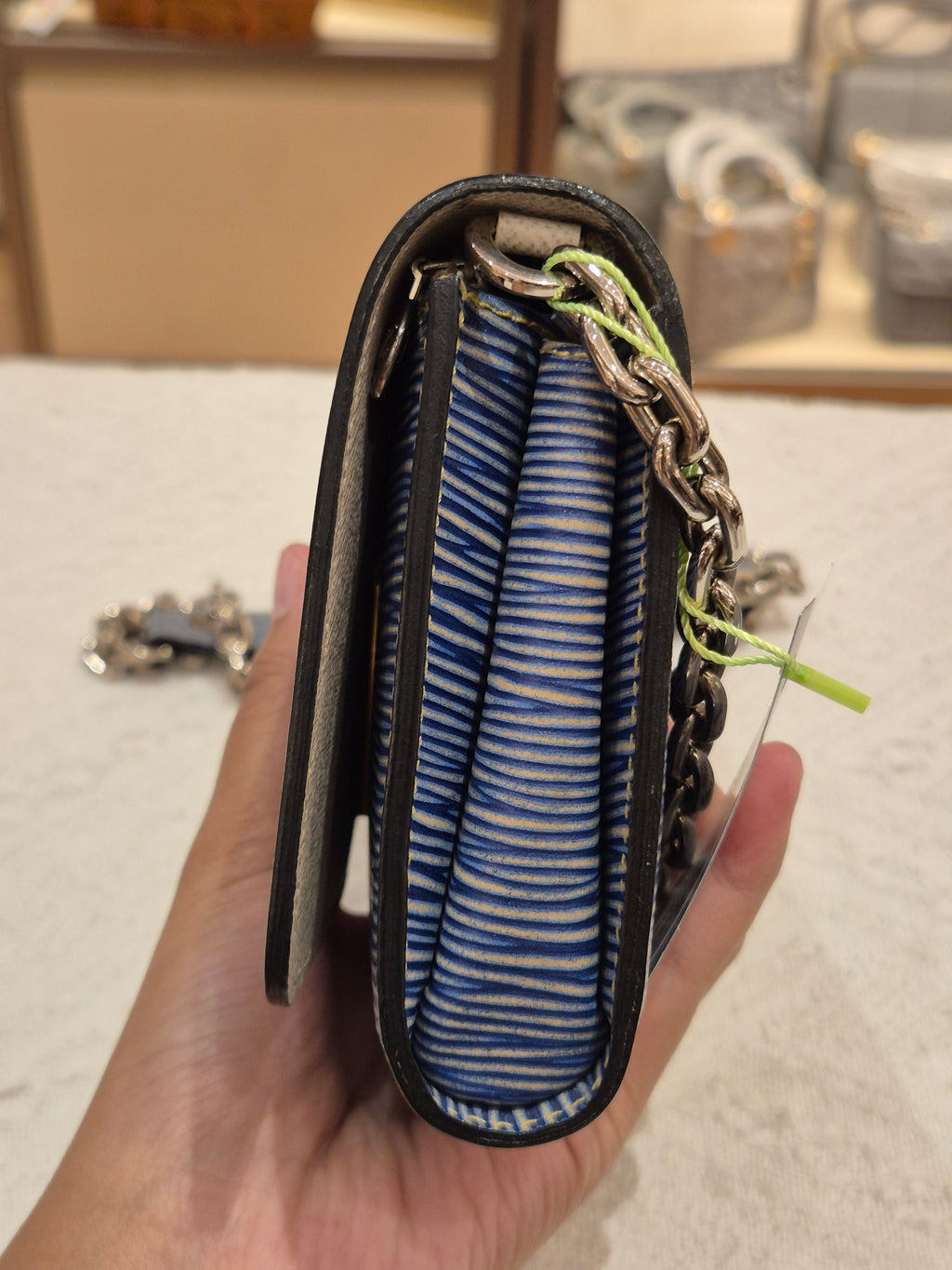 Louis Vuitton Twist Woc Epi Blue