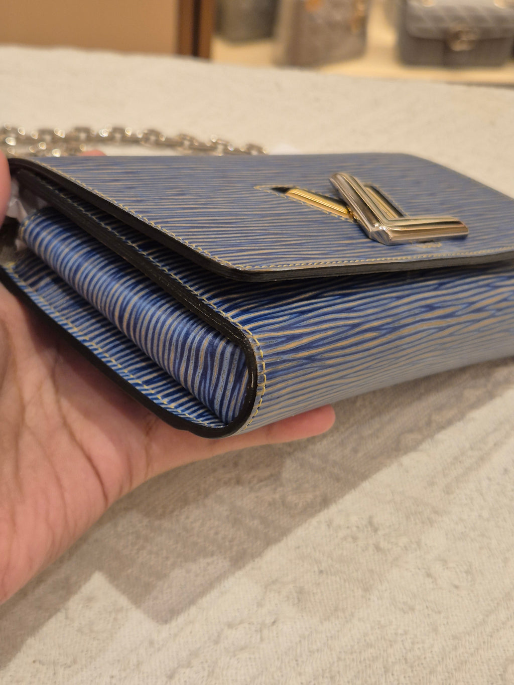 Louis Vuitton Twist Woc Epi Blue