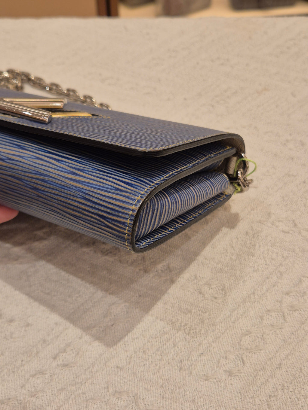 Louis Vuitton Twist Woc Epi Blue