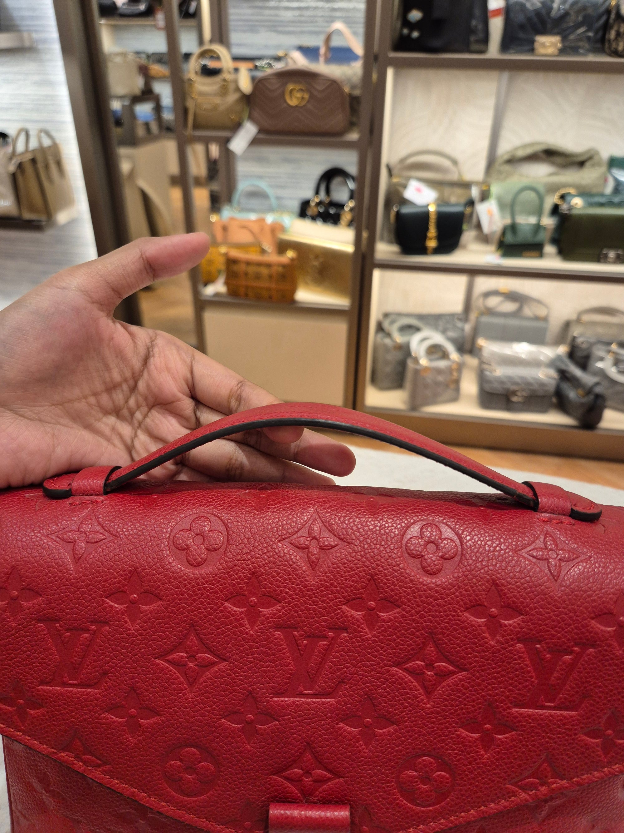 Louis Vuitton Metis Empreinte Cerise