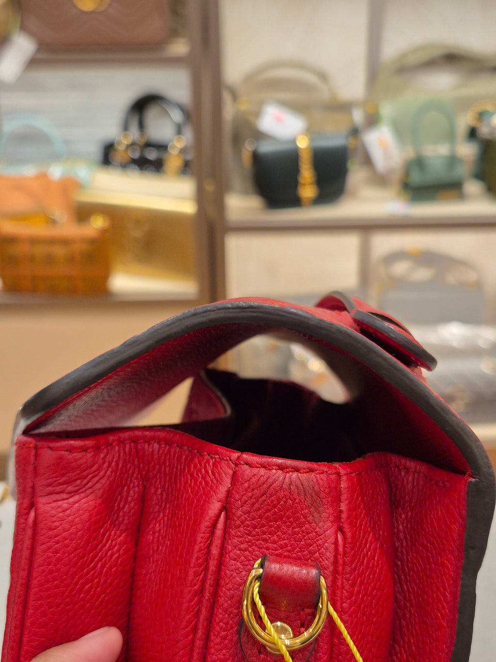 Louis Vuitton Metis Empreinte Cerise