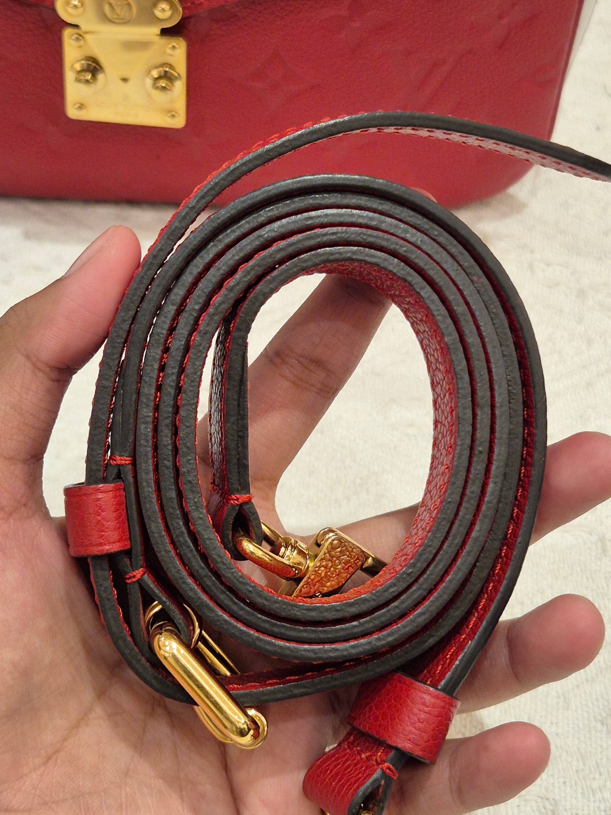 Louis Vuitton Metis Empreinte Cerise