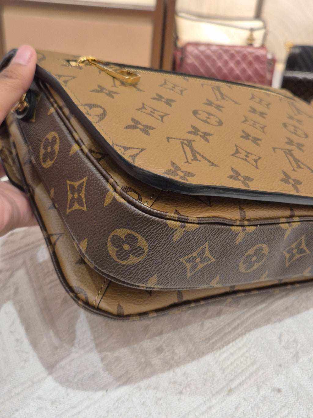Louis Vuitton Metis Monogram Reverse