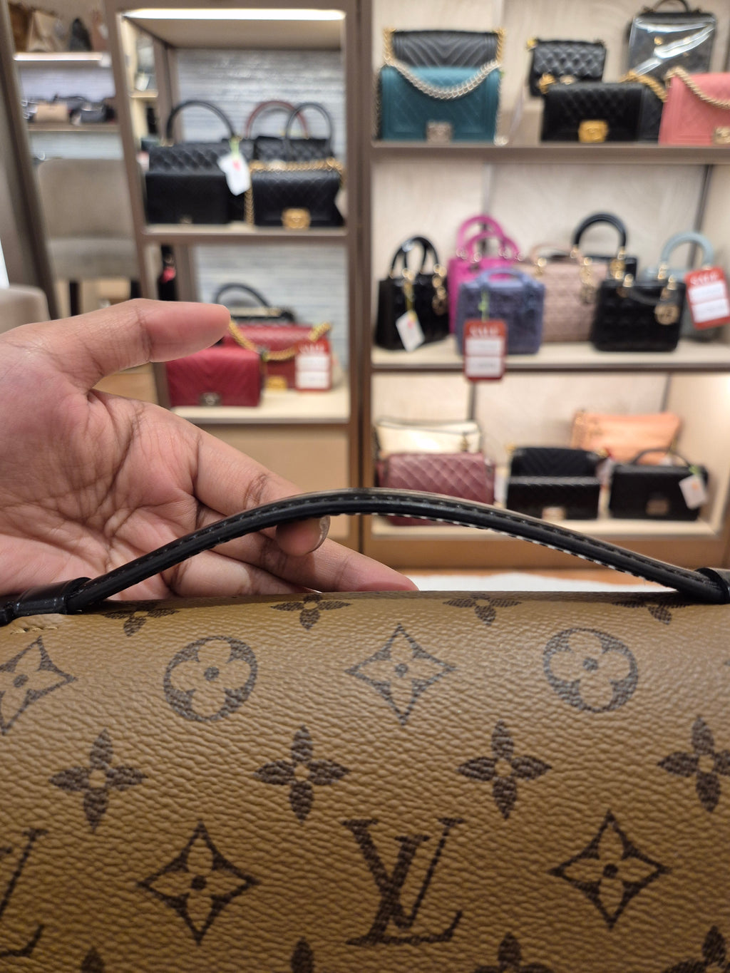 Louis Vuitton Metis Monogram Reverse