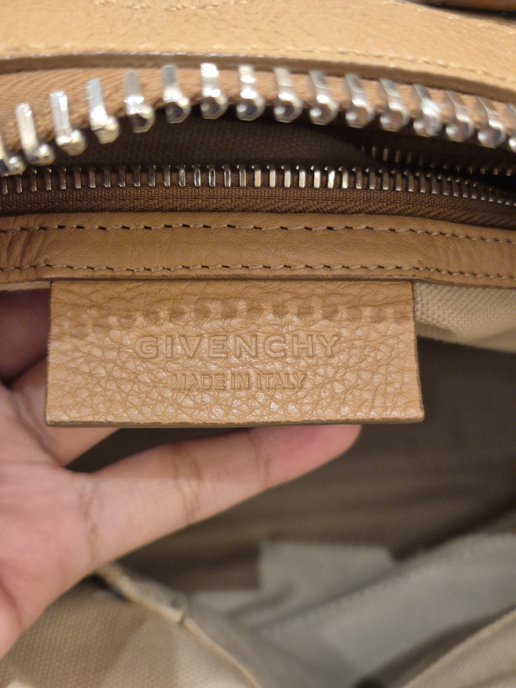 Givenchy Nightingale