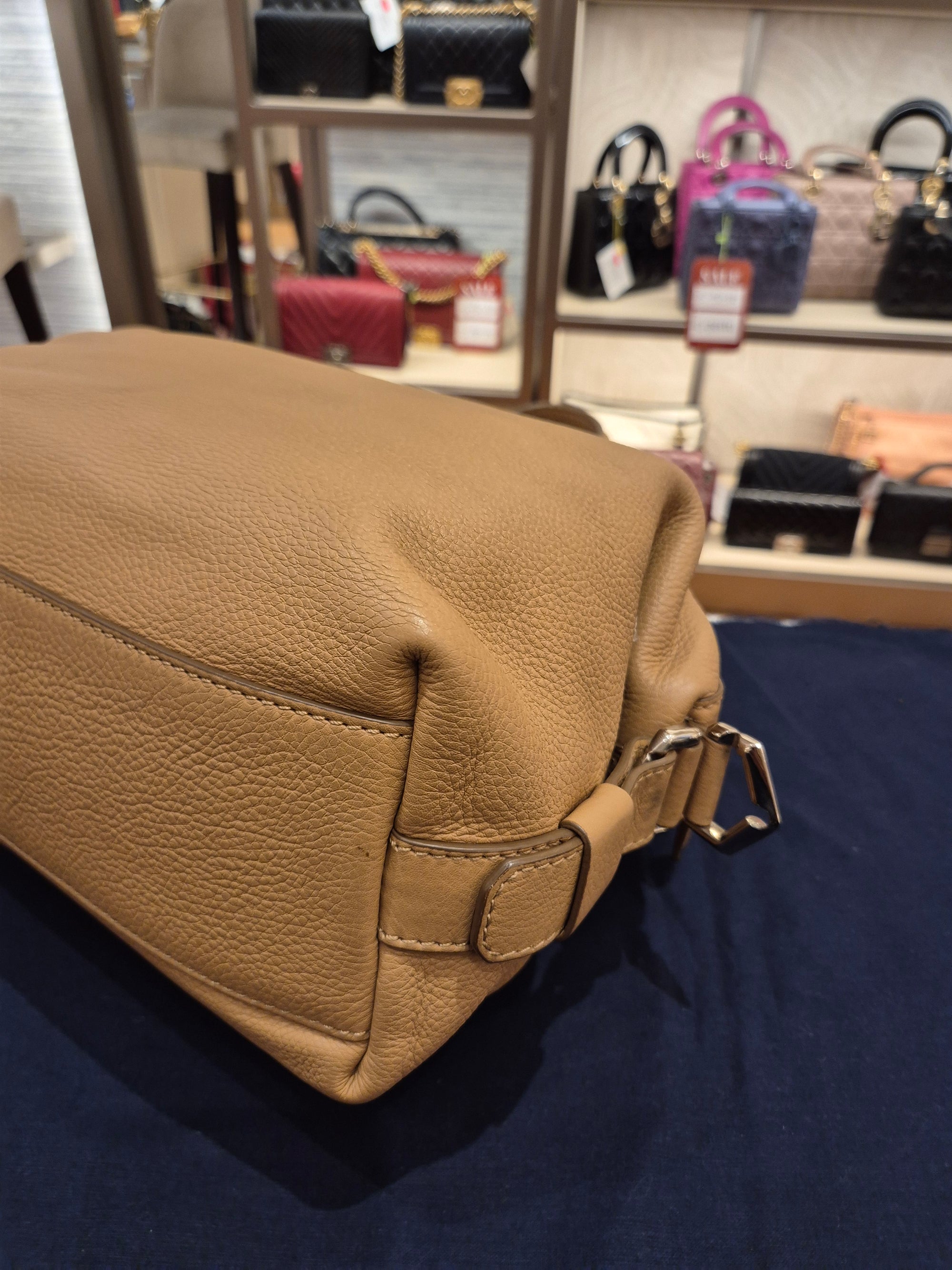 Givenchy Nightingale