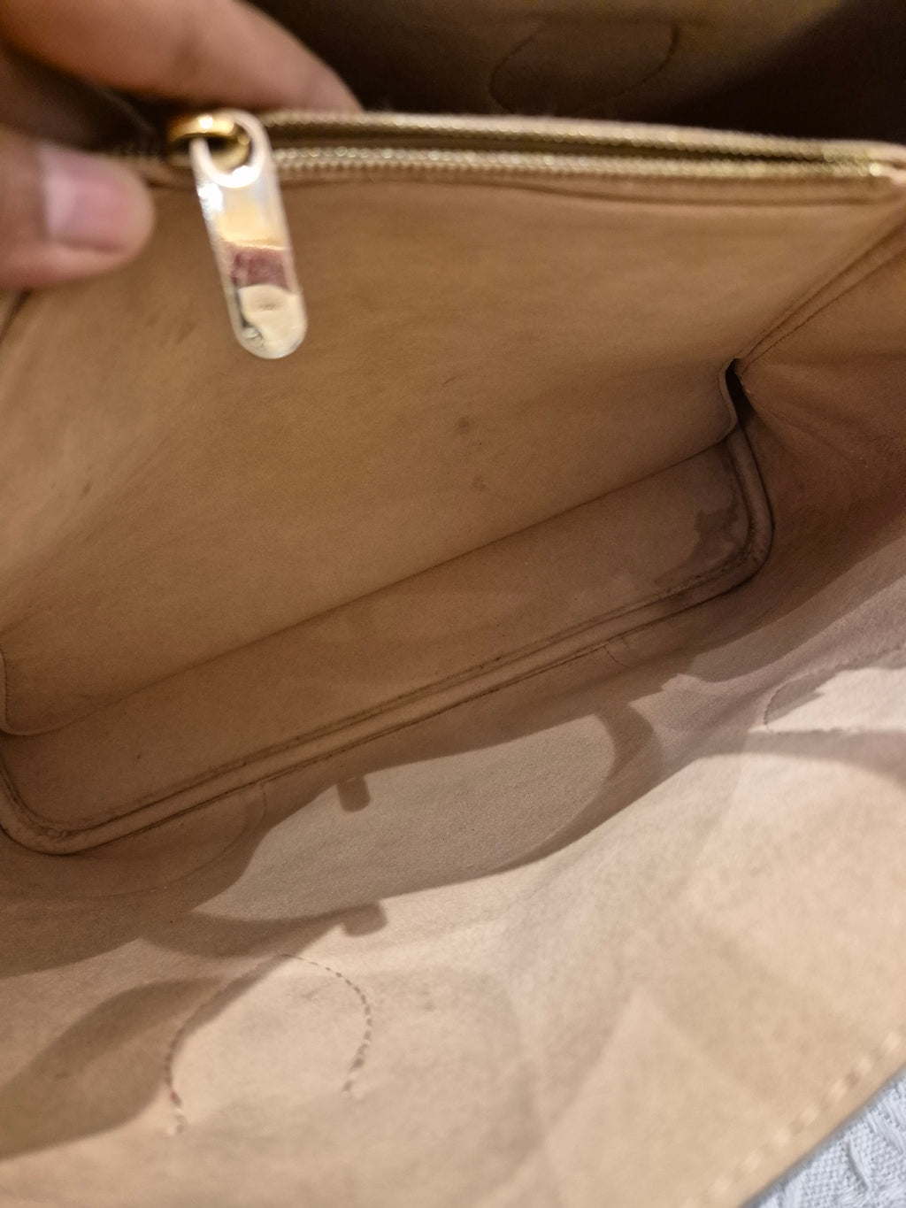 Louis Vuitton Flandrin Monogram Red