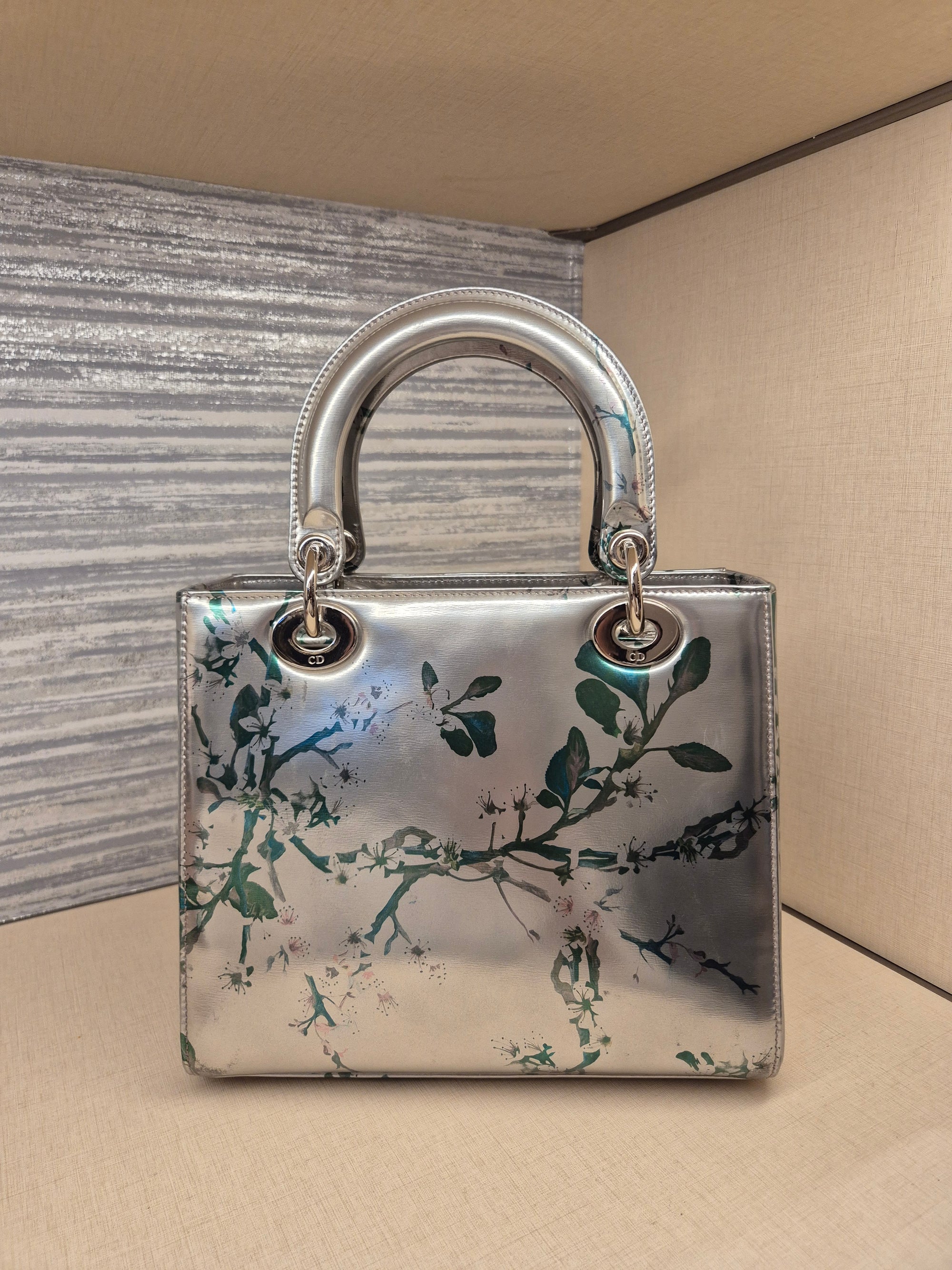 Lady Dior Medium Silver Flower