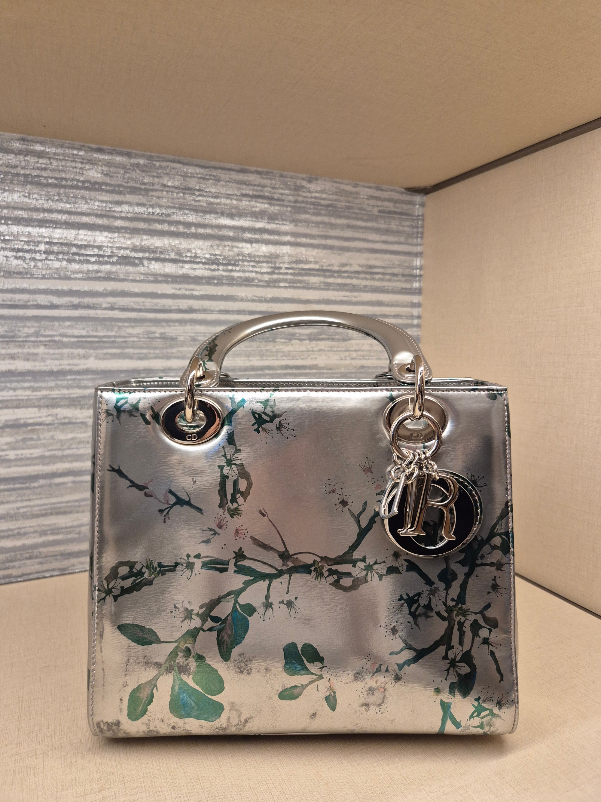 Lady Dior Medium Silver Flower