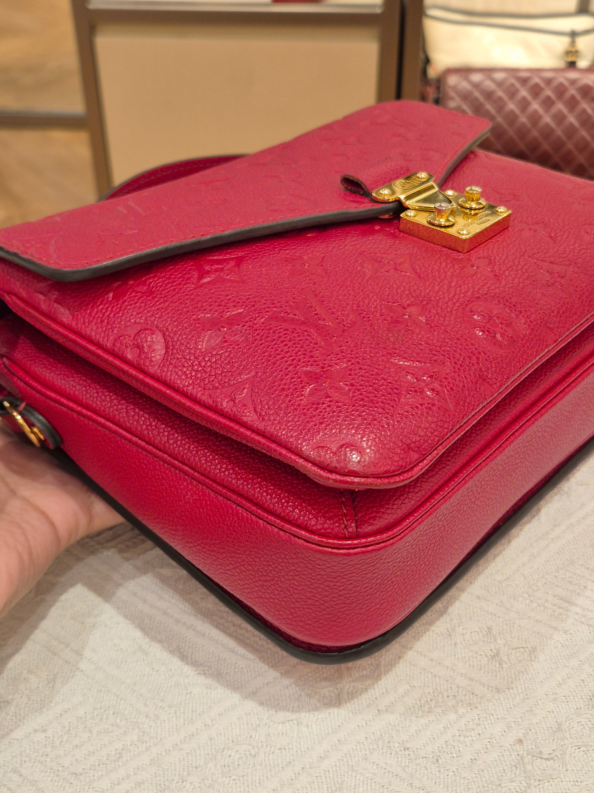 Louis Vuitton Metis Monogram Emprainte