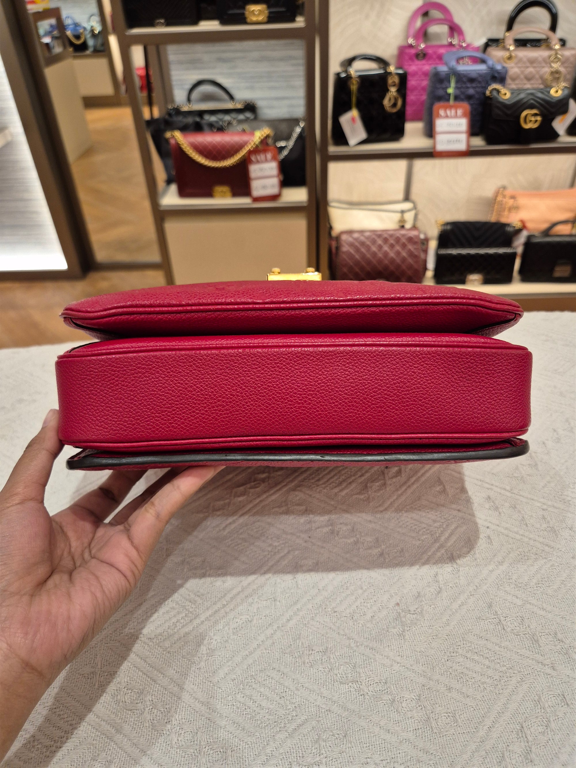 Louis Vuitton Metis Monogram Emprainte