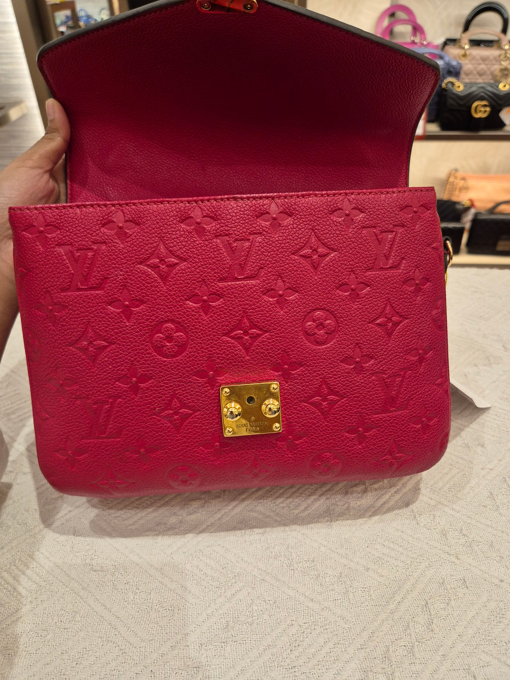Louis Vuitton Metis Monogram Emprainte