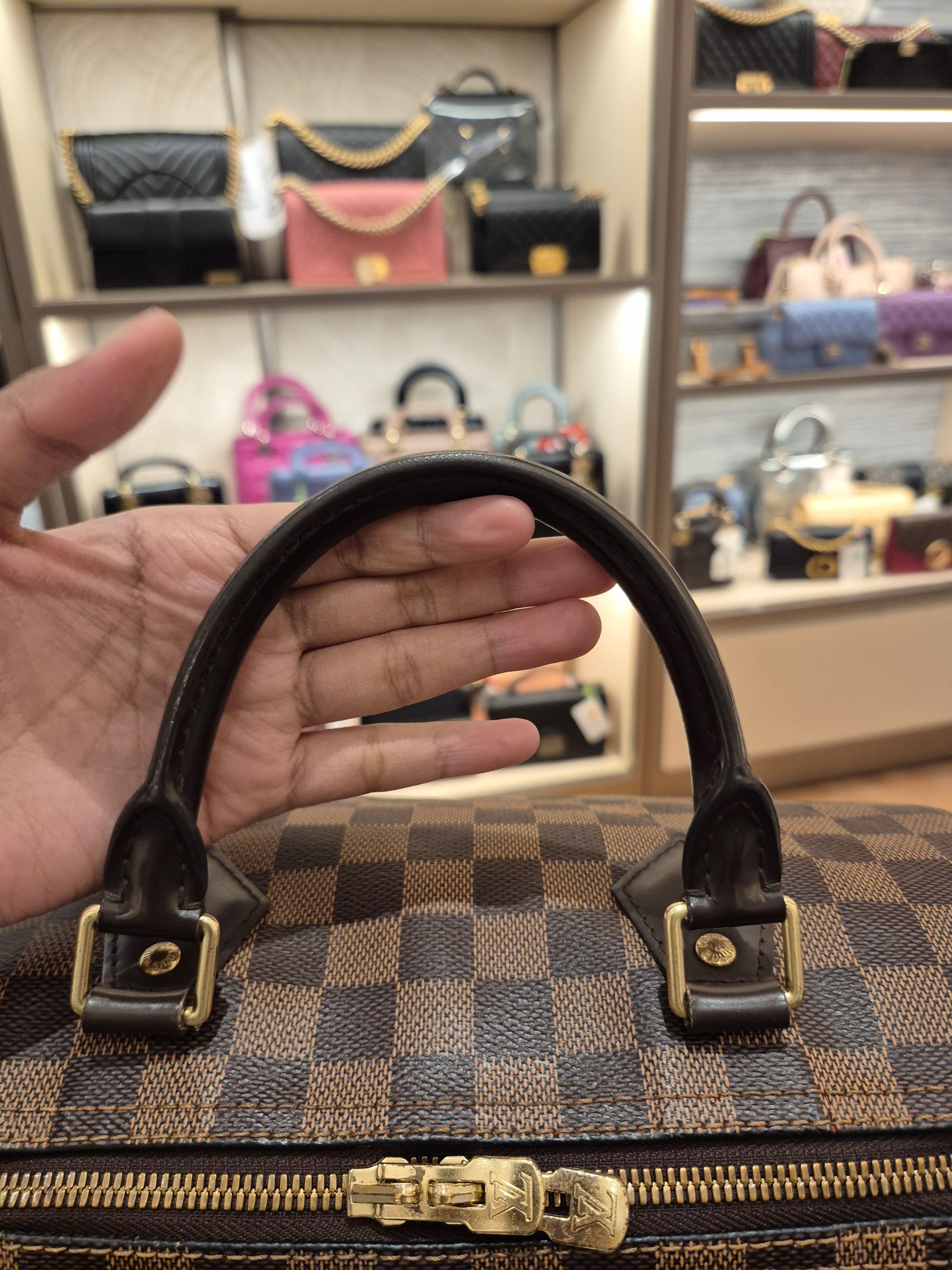 Louis Vuitton Bandou Damier 30