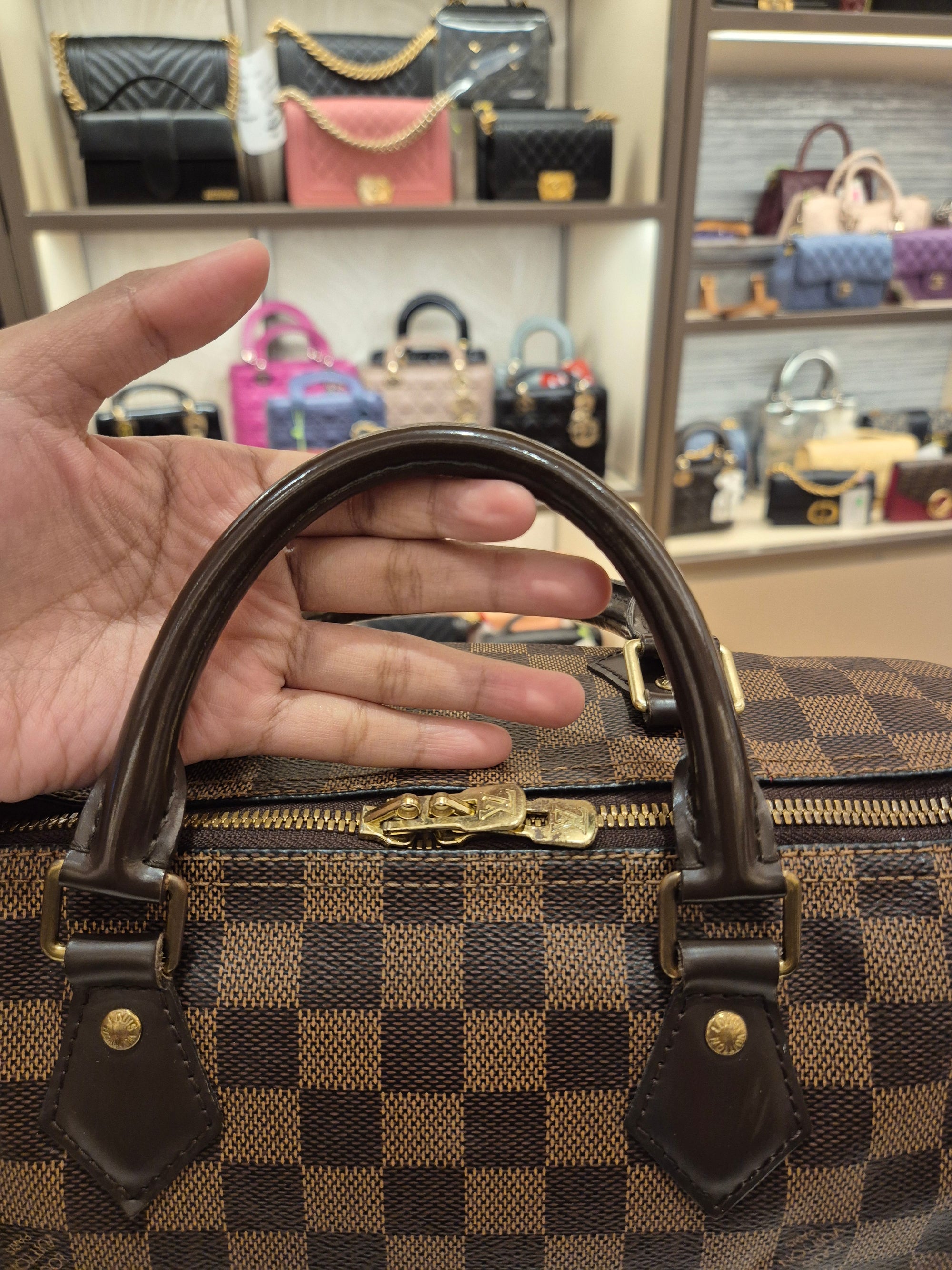 Louis Vuitton Bandou Damier 30