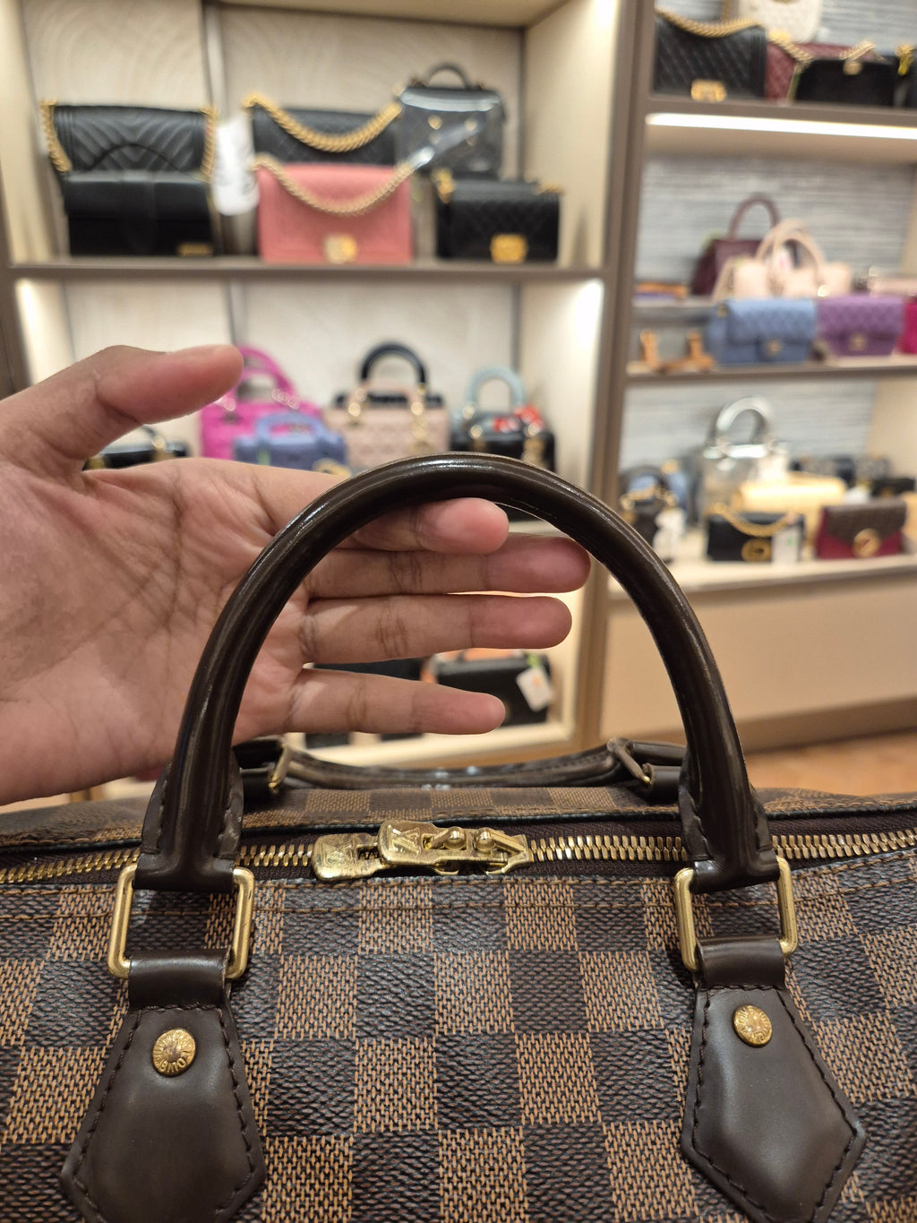 Louis Vuitton Bandou Damier 30