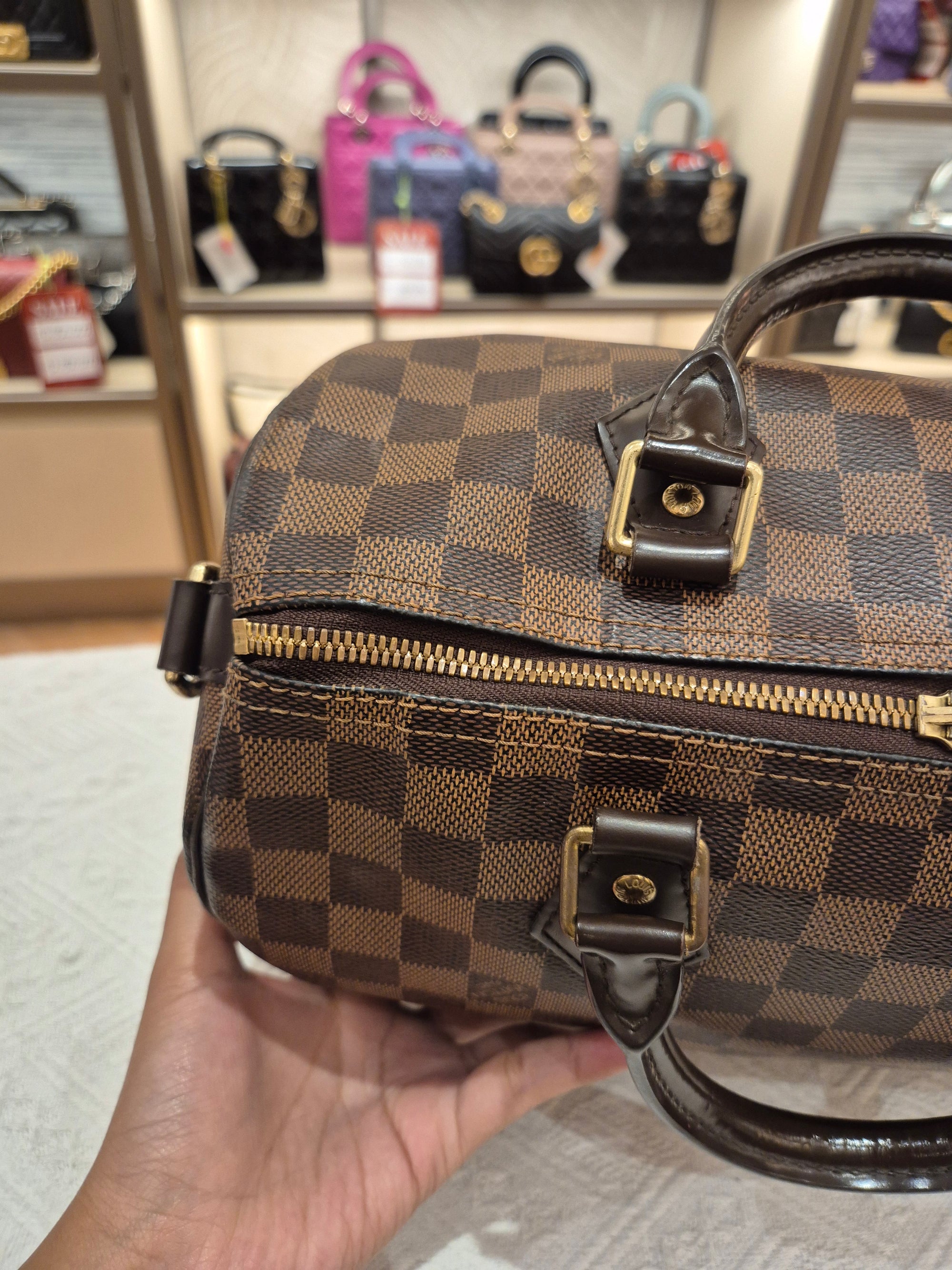 Louis Vuitton Bandou Damier 30