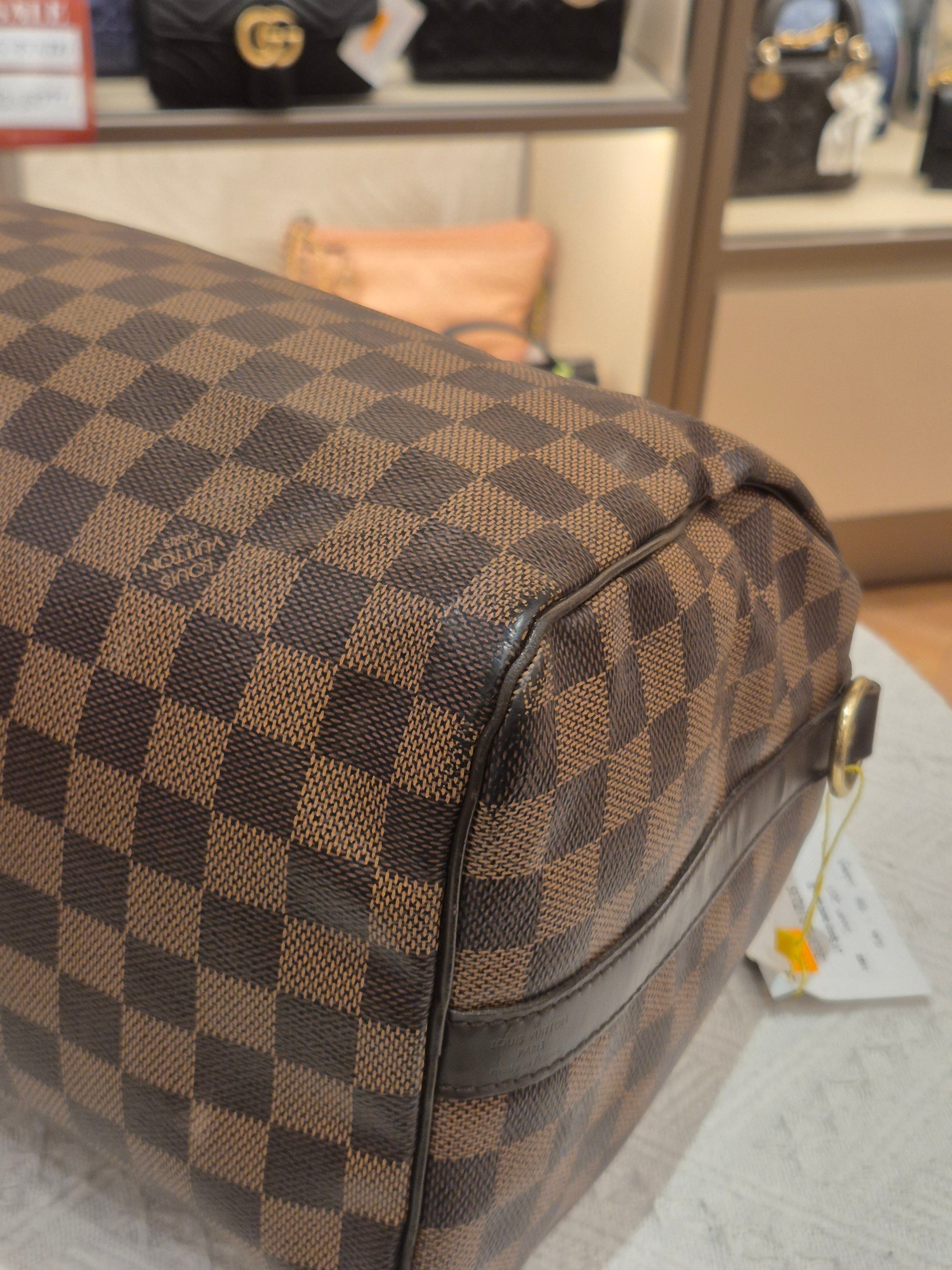 Louis Vuitton Bandou Damier 30