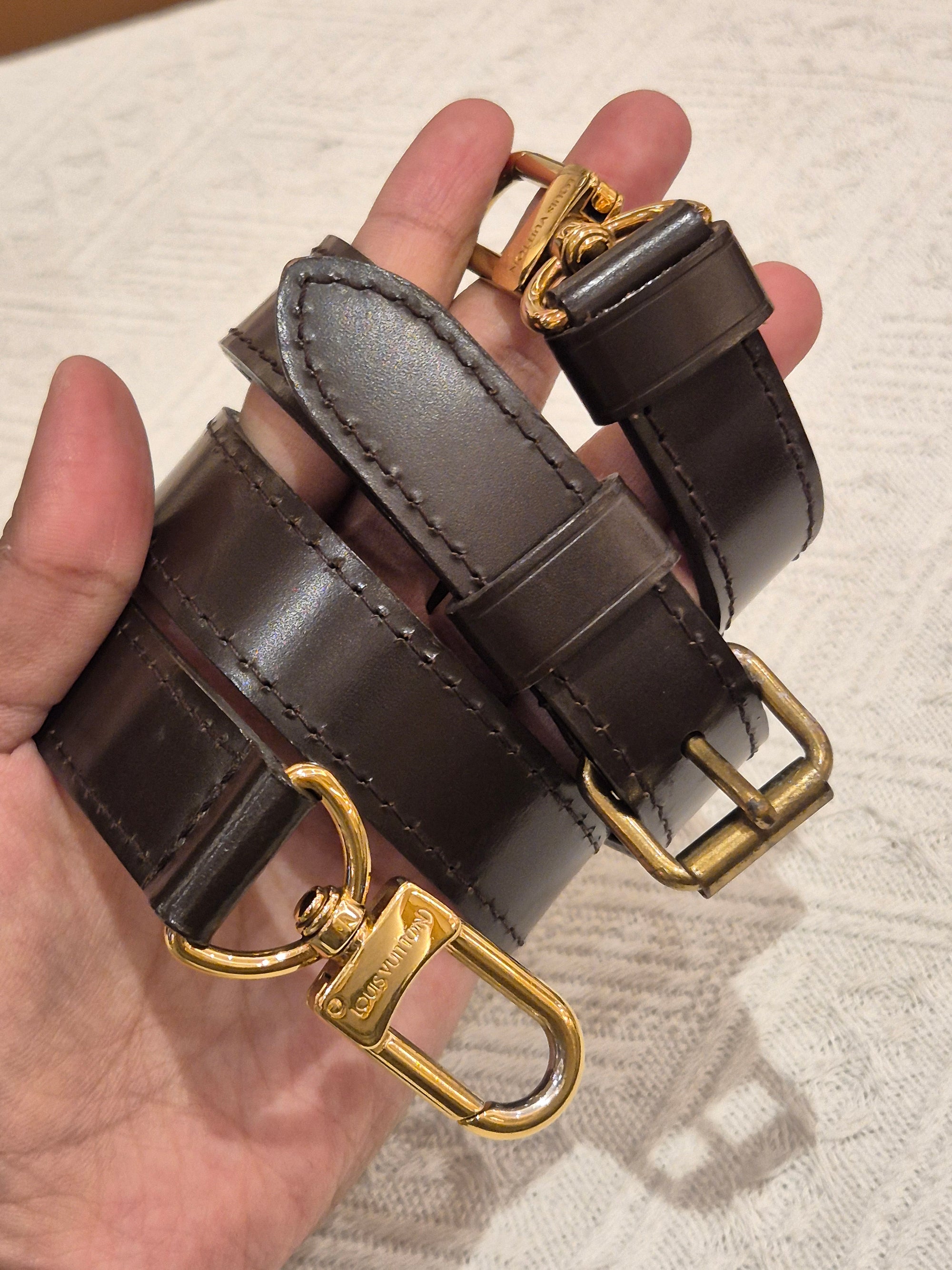 Louis Vuitton Bandou Damier 30