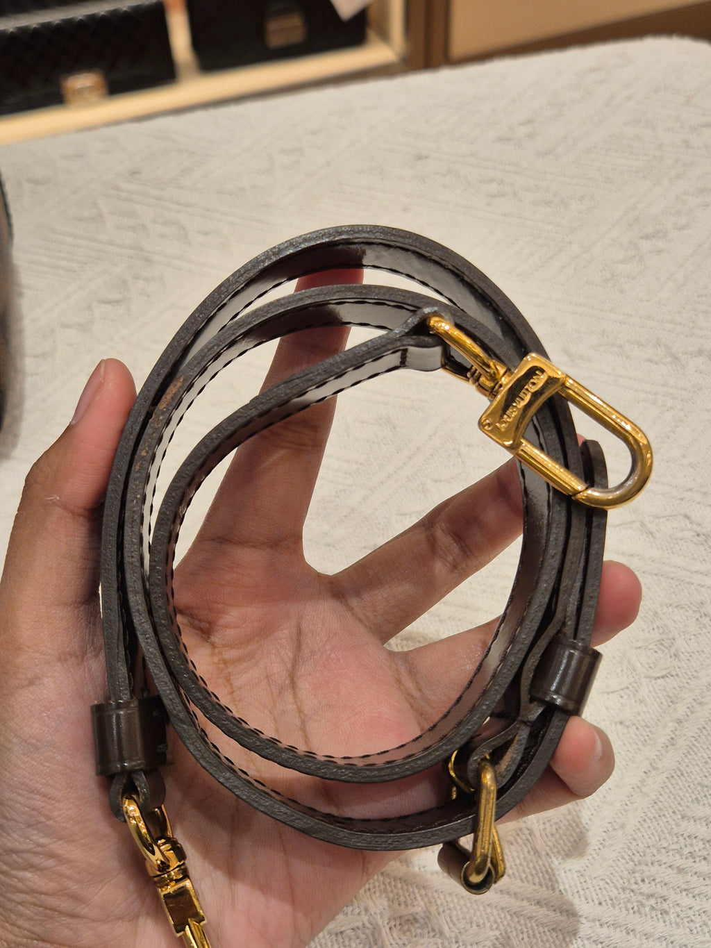 Louis Vuitton Bandou Damier 30