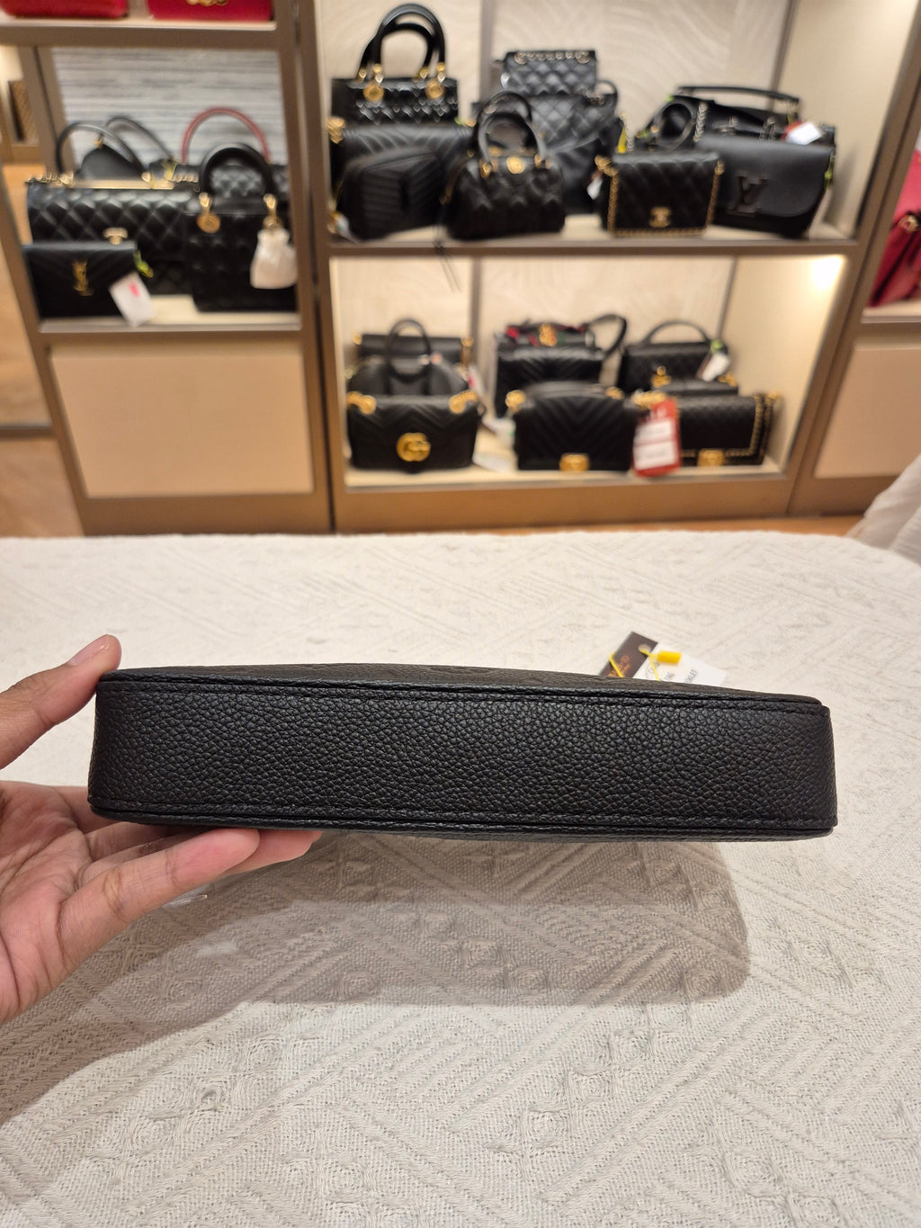 Louis Vuitton Easy Poch on Strap Emp Black