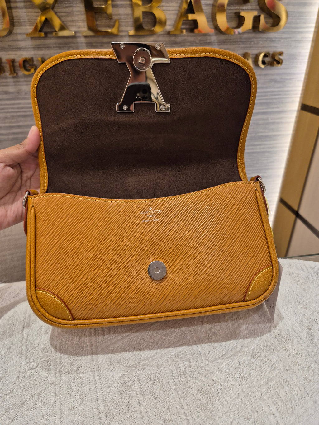 Louis Vuitton Buci Epi Gold