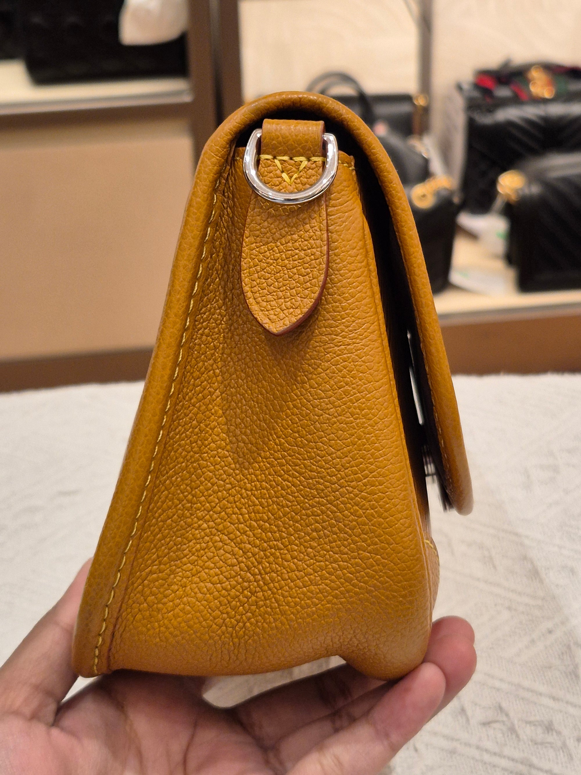 Louis Vuitton Buci Epi Gold