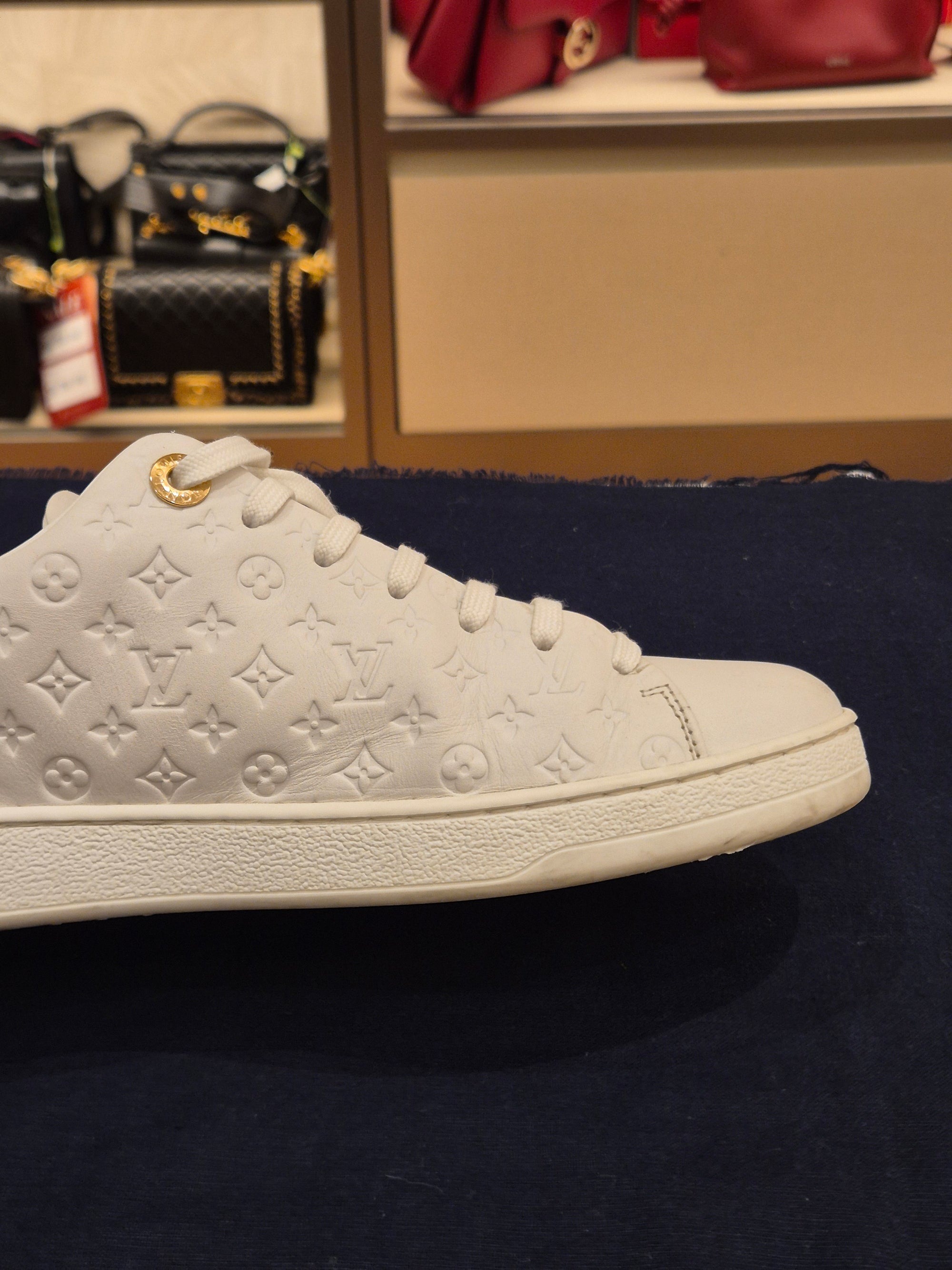 Louis Vuitton Sneakers Monogram White